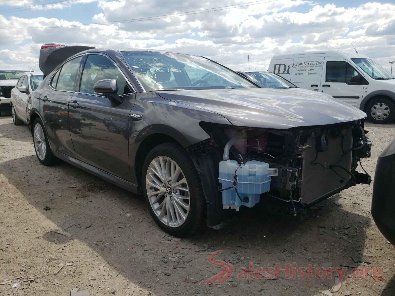 4T1B21HK9JU506771 2018 TOYOTA CAMRY