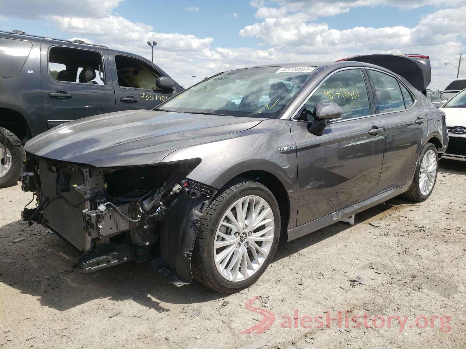 4T1B21HK9JU506771 2018 TOYOTA CAMRY