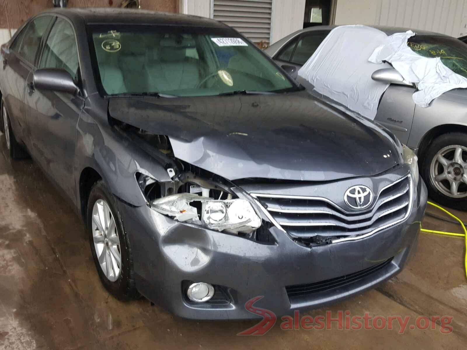 4T1BF3EK1BU189123 2011 TOYOTA CAMRY BASE