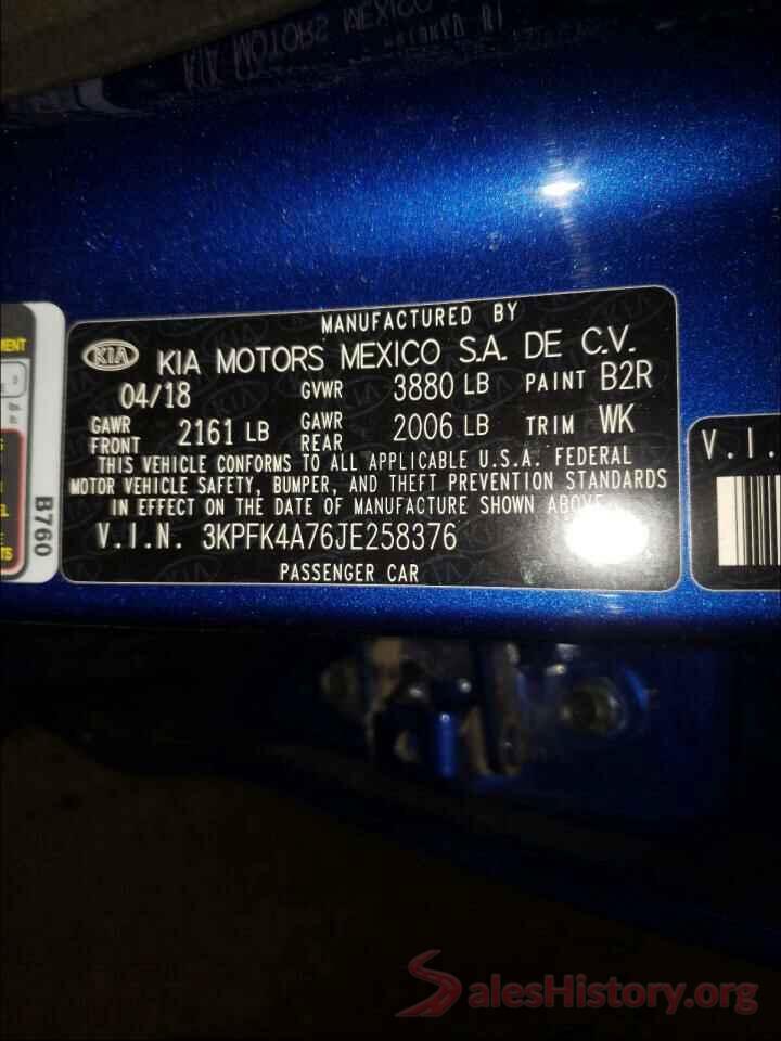 3KPFK4A76JE258376 2018 KIA FORTE