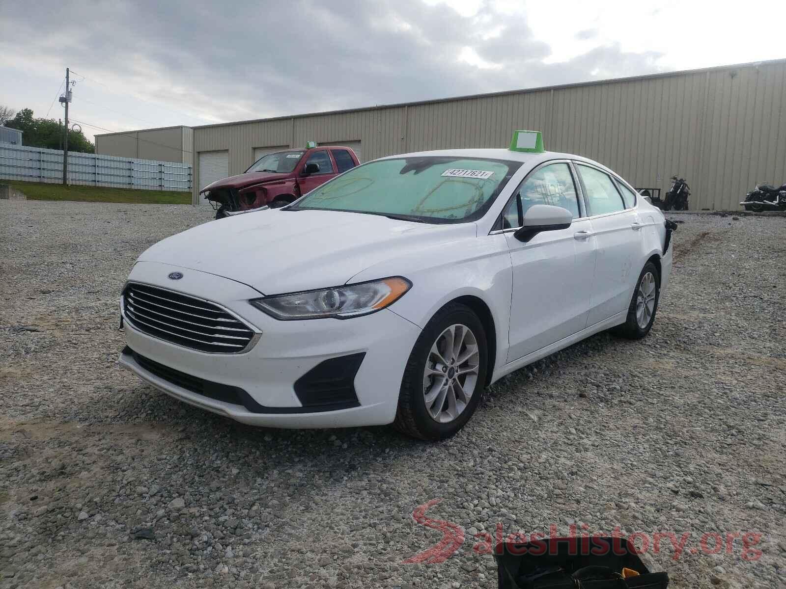 3FA6P0HD8KR246137 2019 FORD FUSION