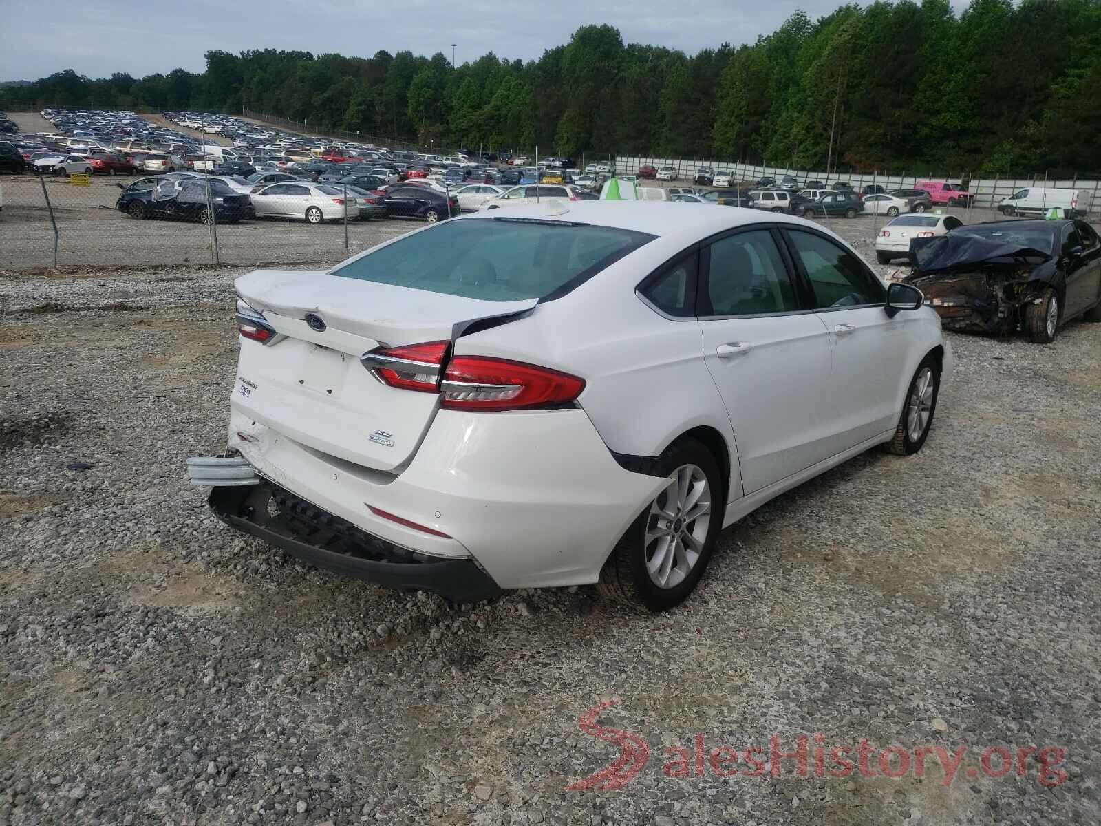 3FA6P0HD8KR246137 2019 FORD FUSION