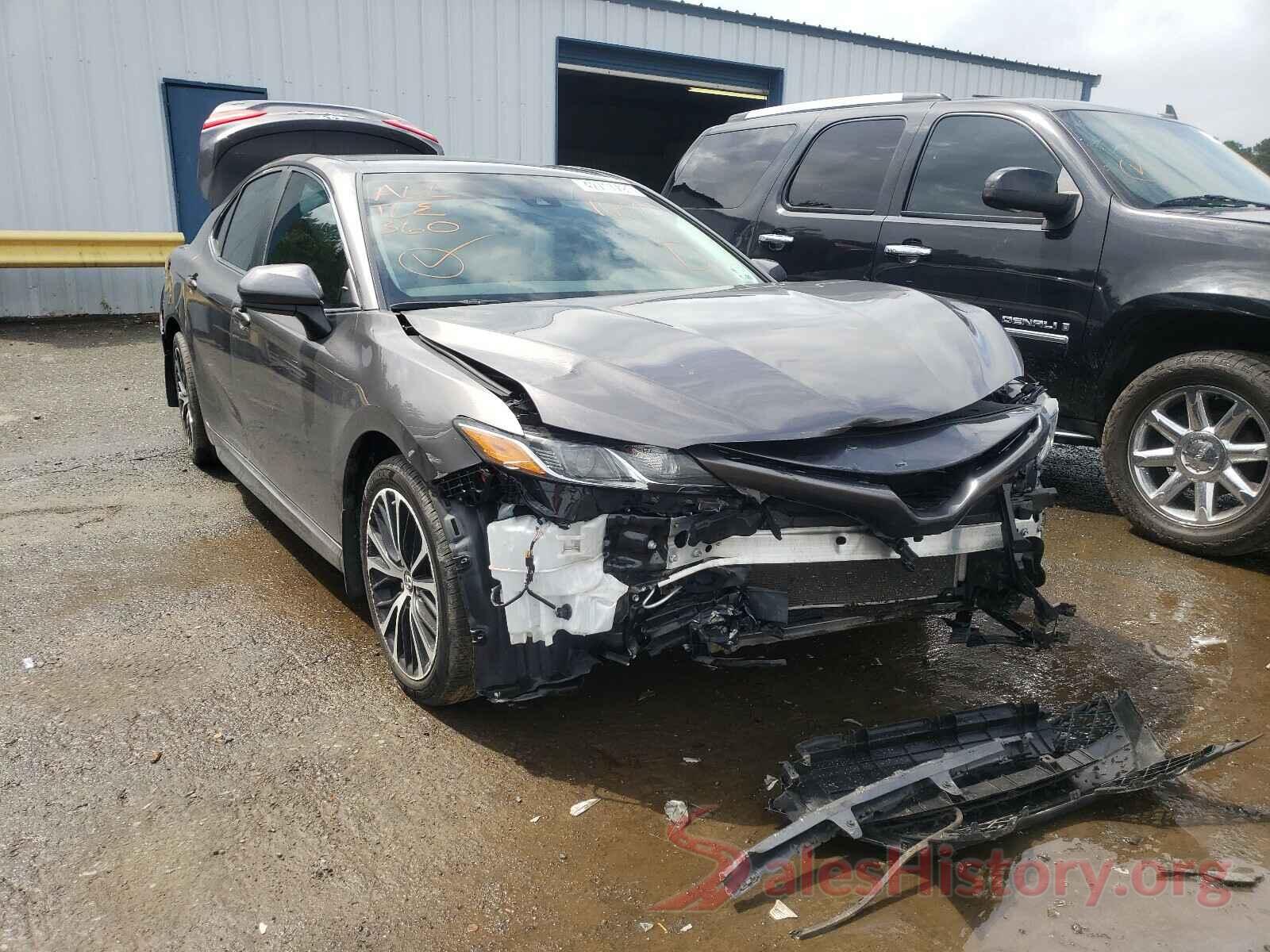 4T1B11HK2KU163323 2019 TOYOTA CAMRY