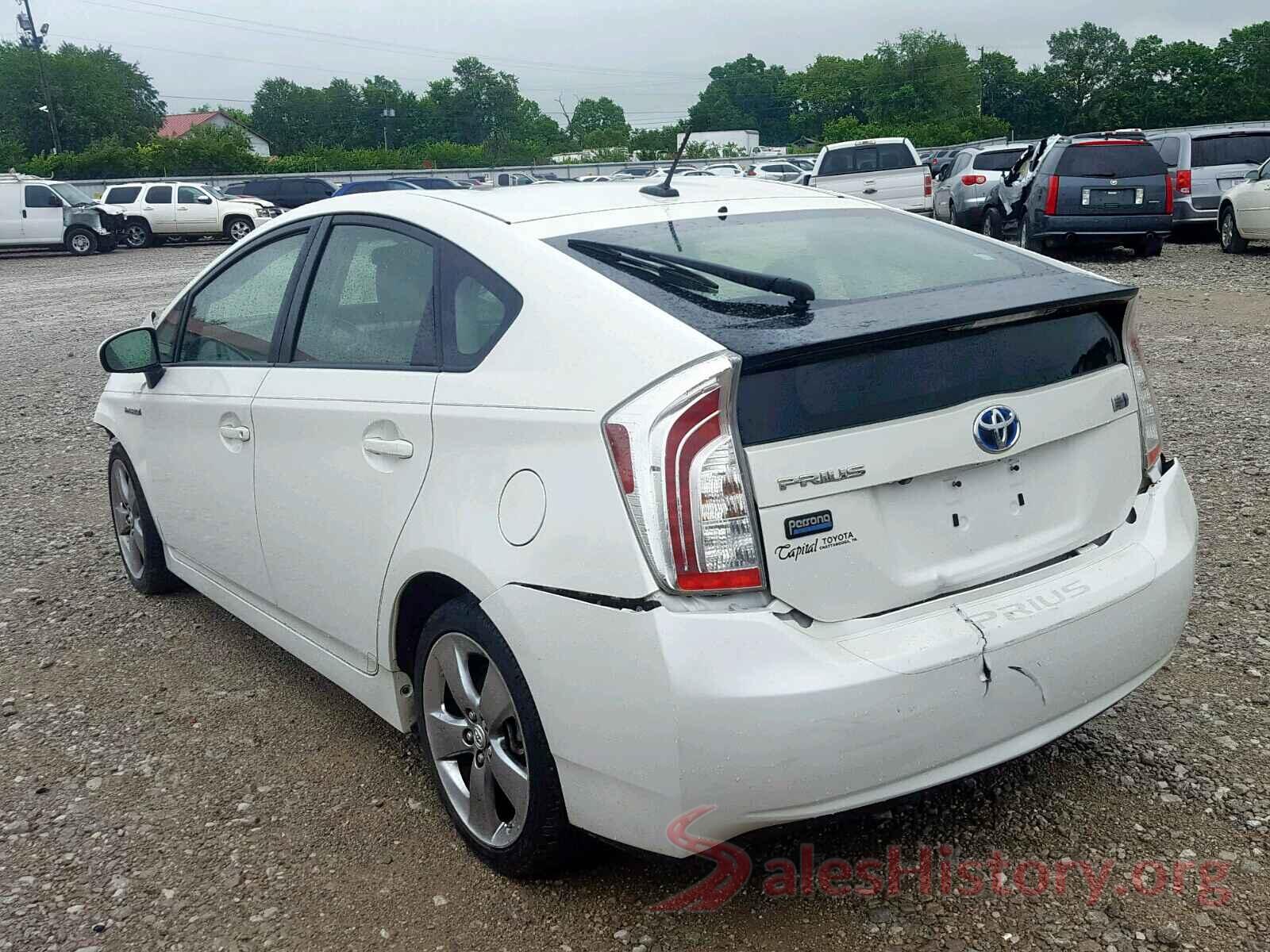 JTDKN3DU7D5621320 2013 TOYOTA PRIUS