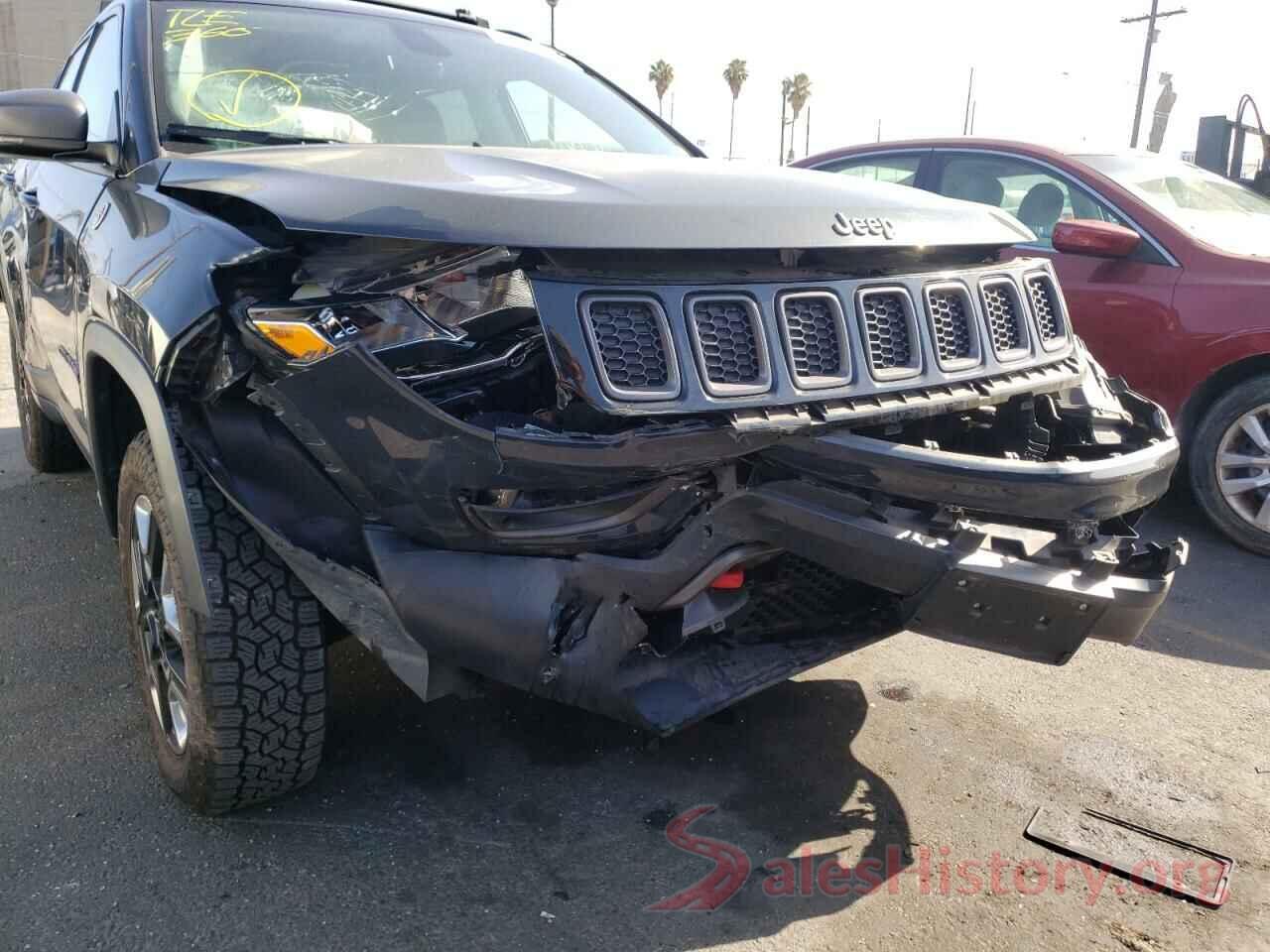 3C4NJDDBXJT199231 2018 JEEP COMPASS