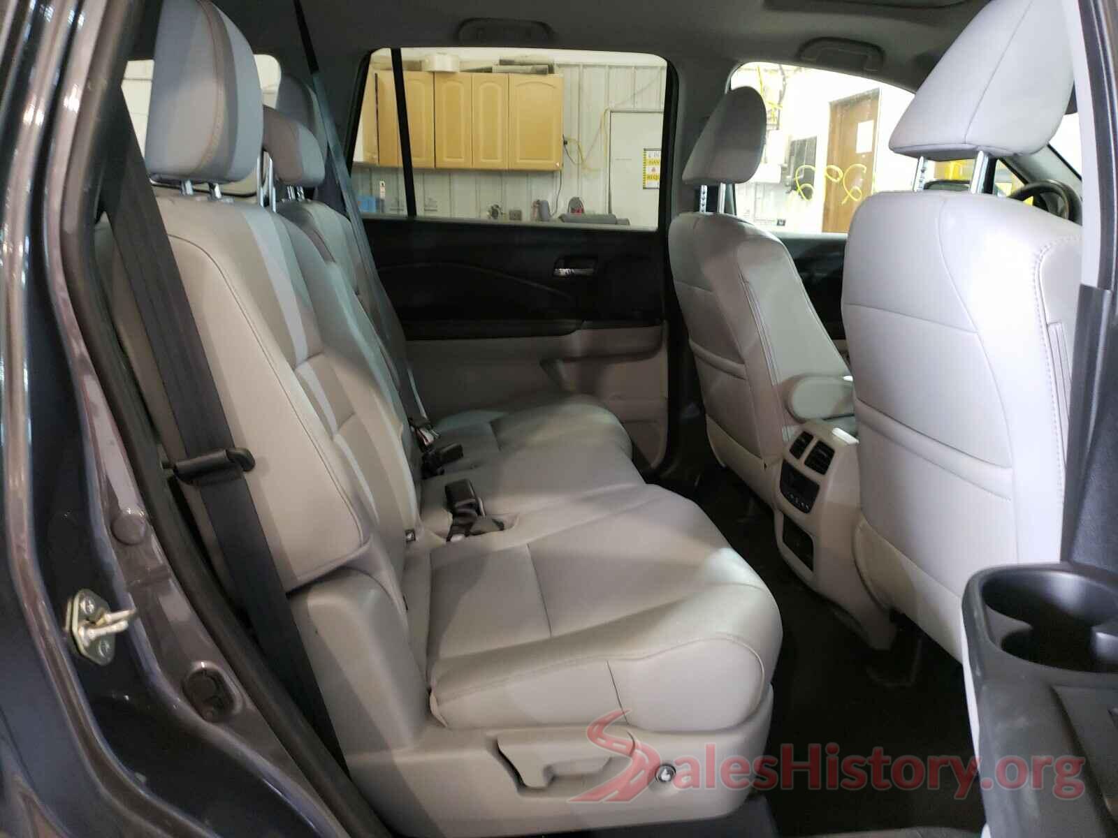 5FNYF6H7XHB008173 2017 HONDA PILOT