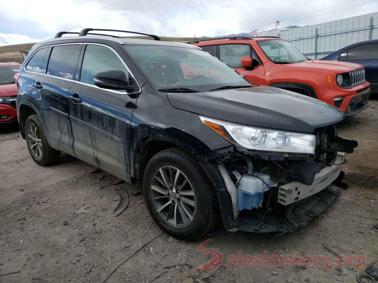 5TDJZRFHXJS542121 2018 TOYOTA HIGHLANDER