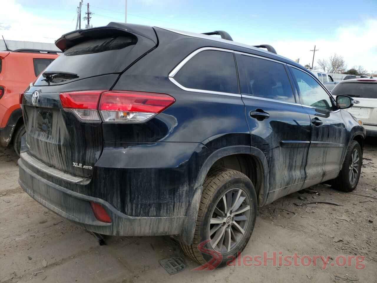 5TDJZRFHXJS542121 2018 TOYOTA HIGHLANDER