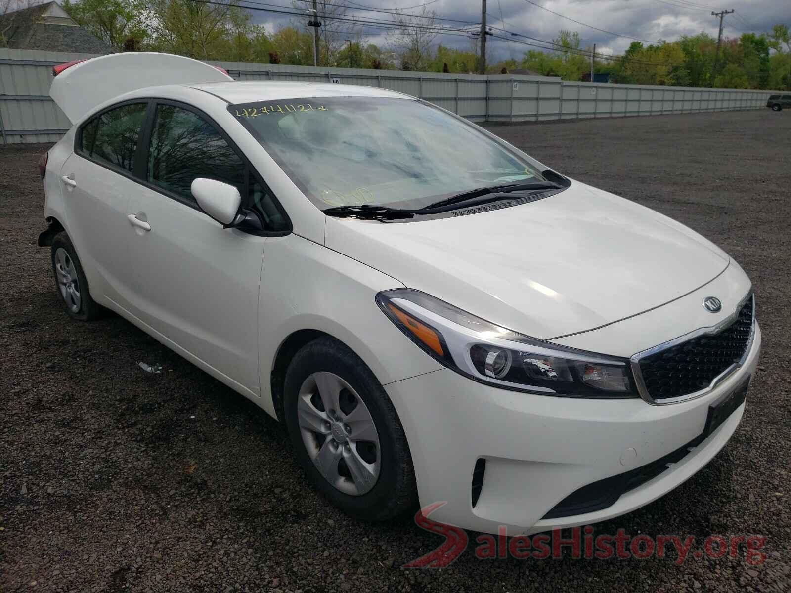 3KPFK4A7XJE283331 2018 KIA FORTE