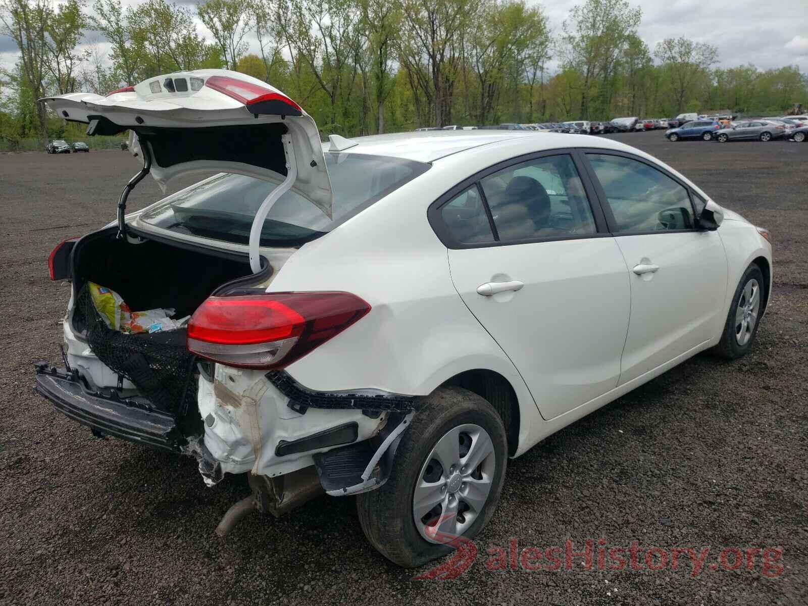 3KPFK4A7XJE283331 2018 KIA FORTE