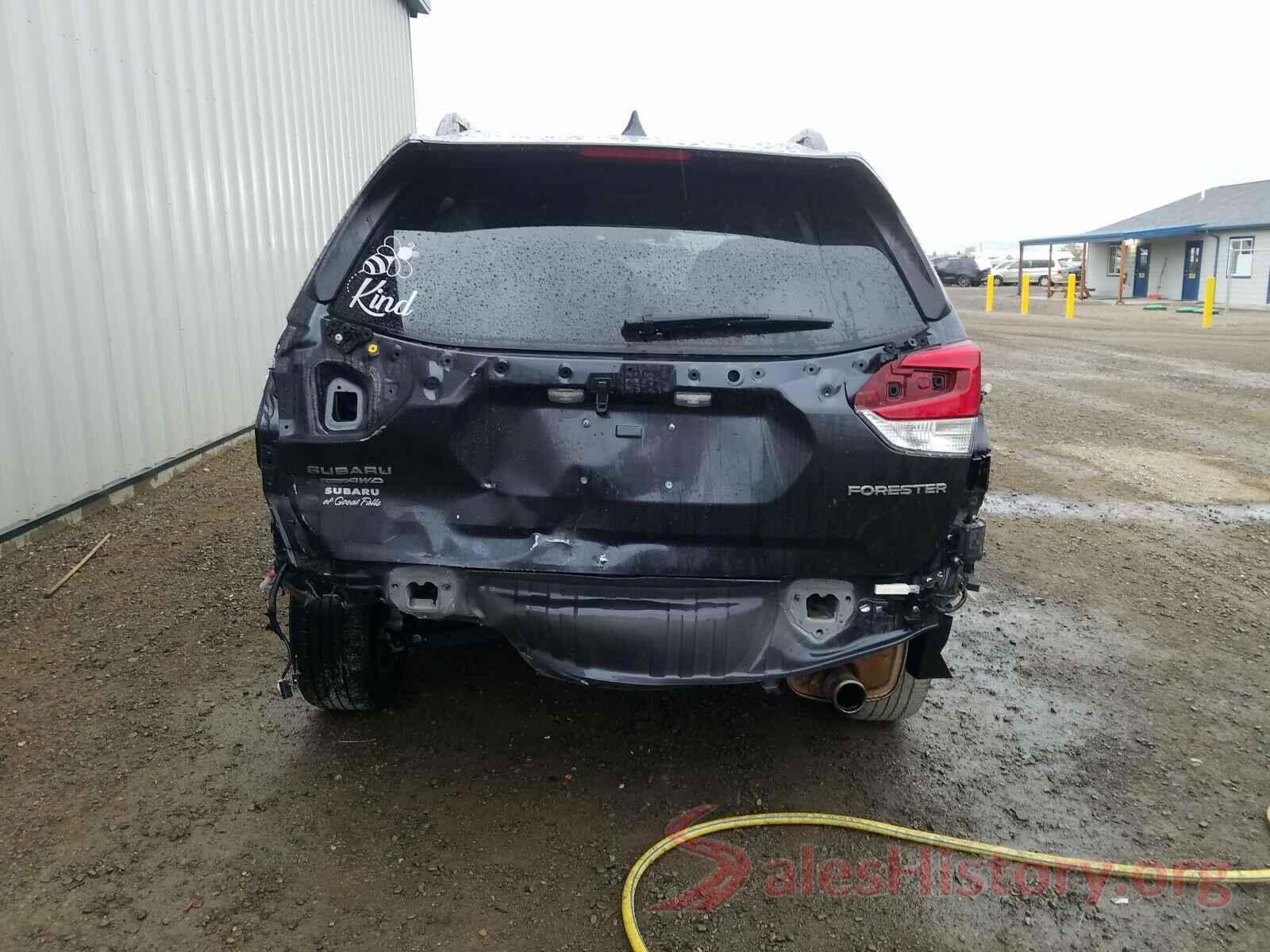 JF2SKAUC7KH571777 2019 SUBARU FORESTER