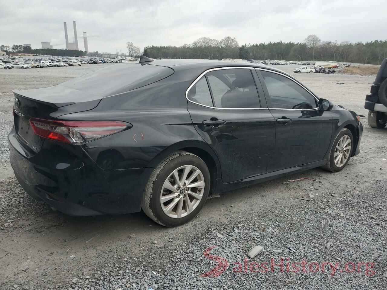 4T1C11AK7MU565324 2021 TOYOTA CAMRY