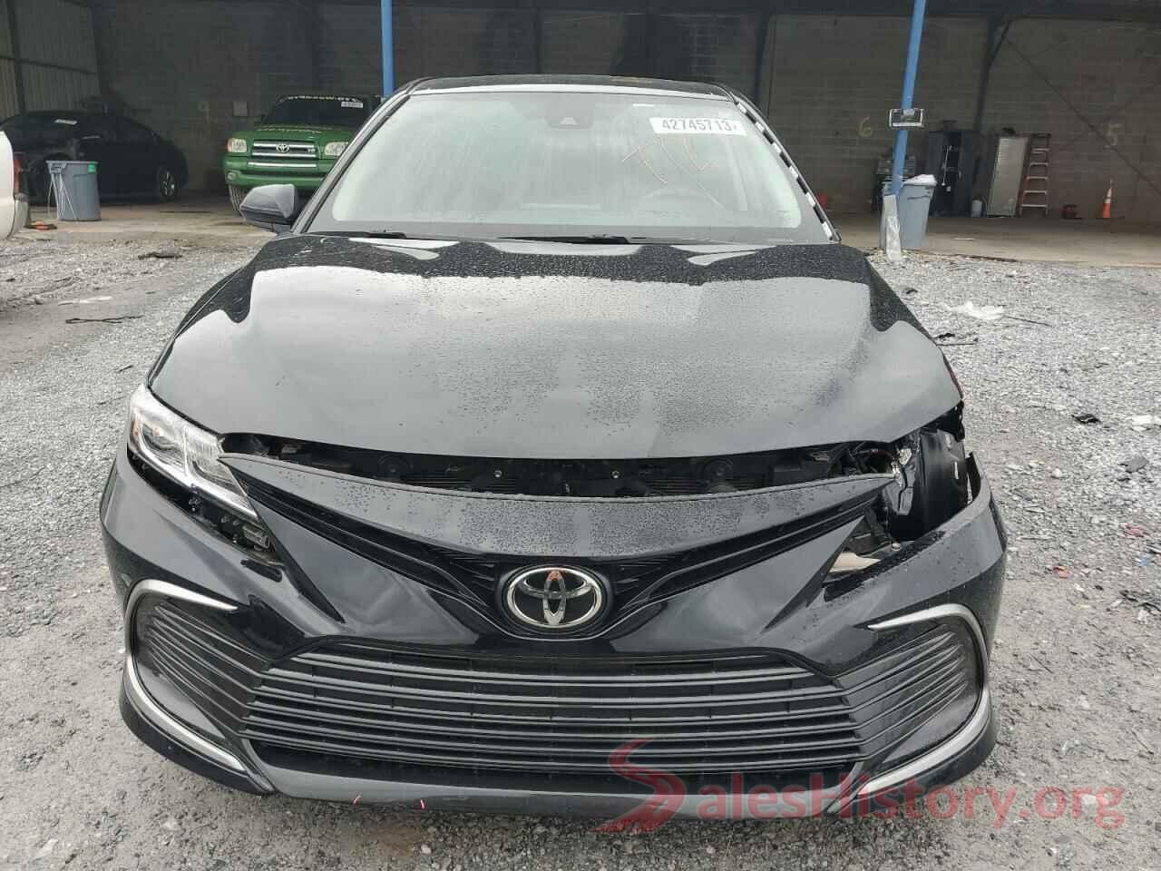 4T1C11AK7MU565324 2021 TOYOTA CAMRY