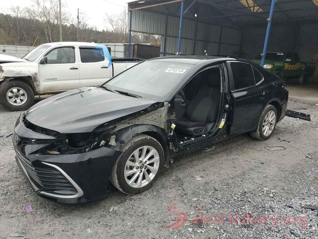 4T1C11AK7MU565324 2021 TOYOTA CAMRY