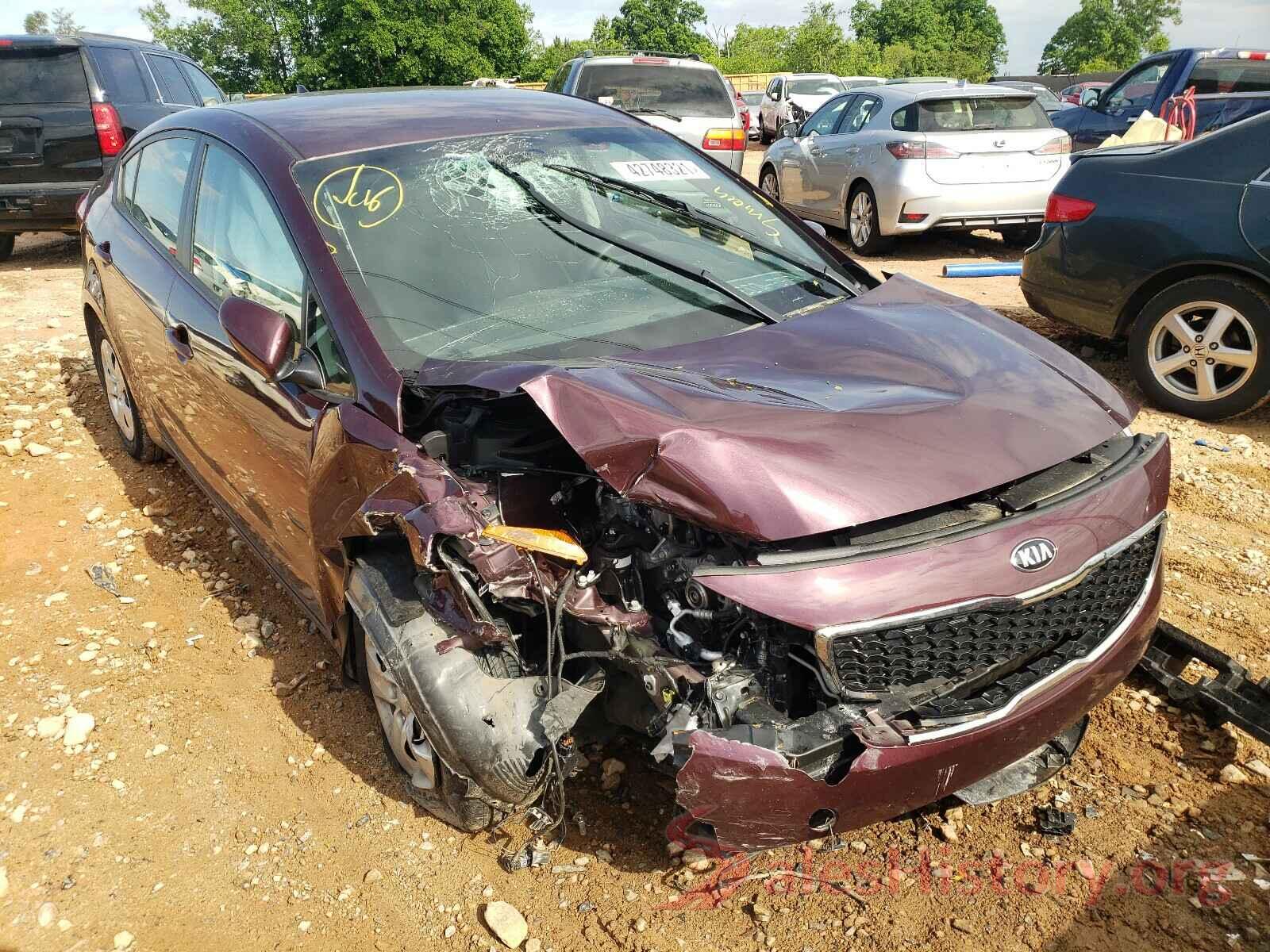 3KPFK4A75JE165865 2018 KIA FORTE