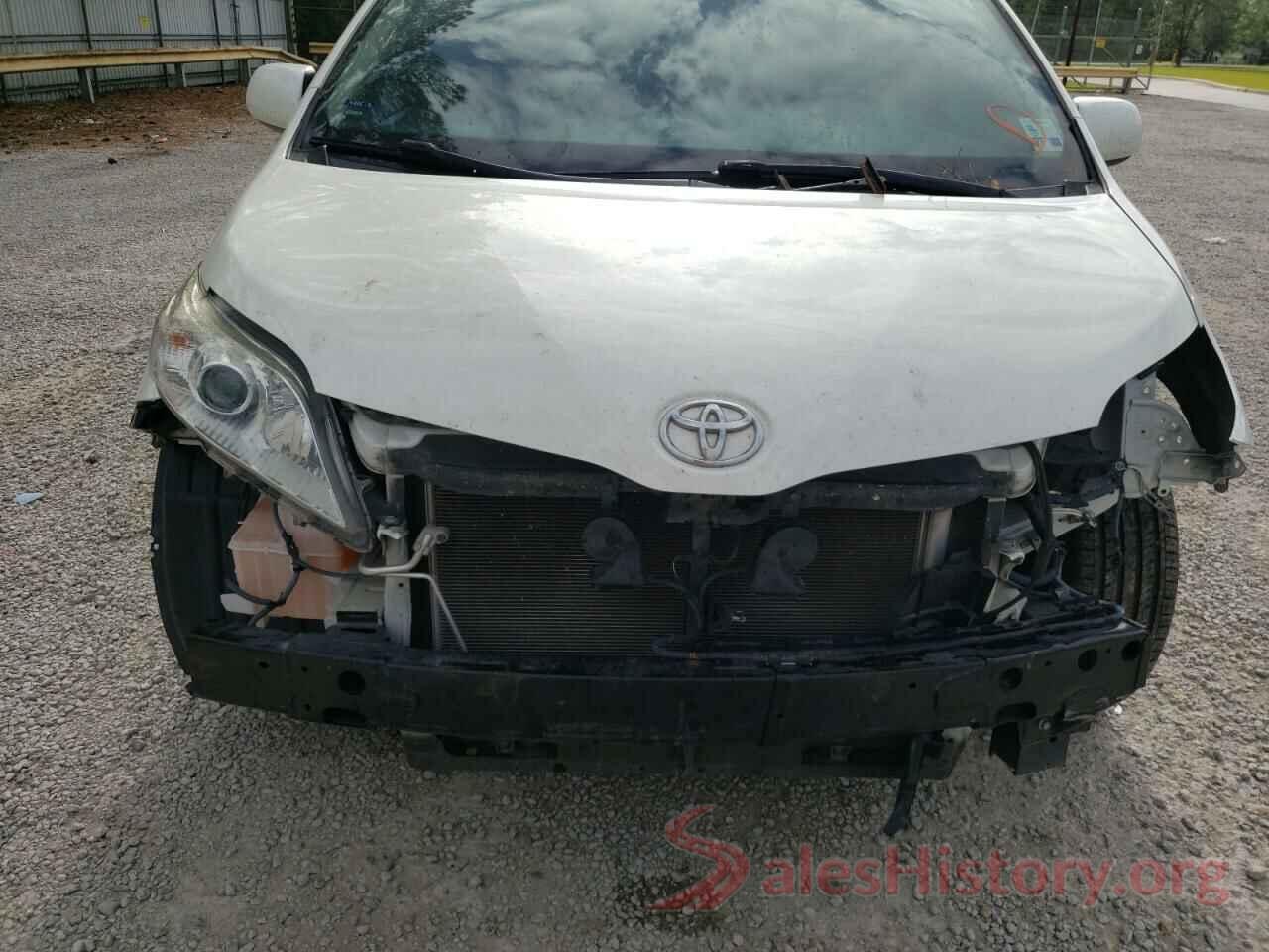 5TDYK3DCXGS761693 2016 TOYOTA SIENNA