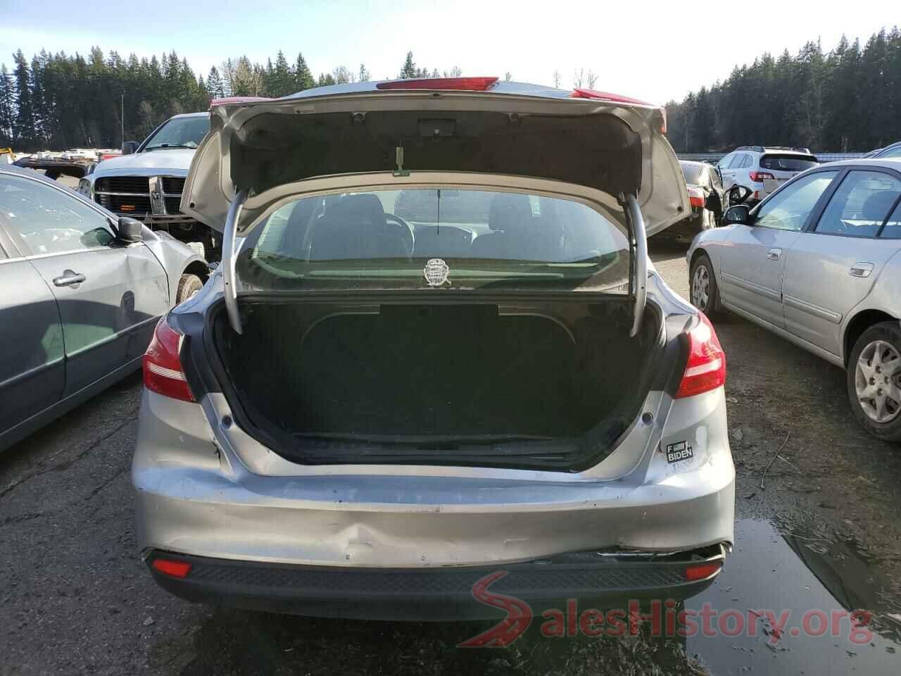 1FADP3F2XJL237107 2018 FORD FOCUS