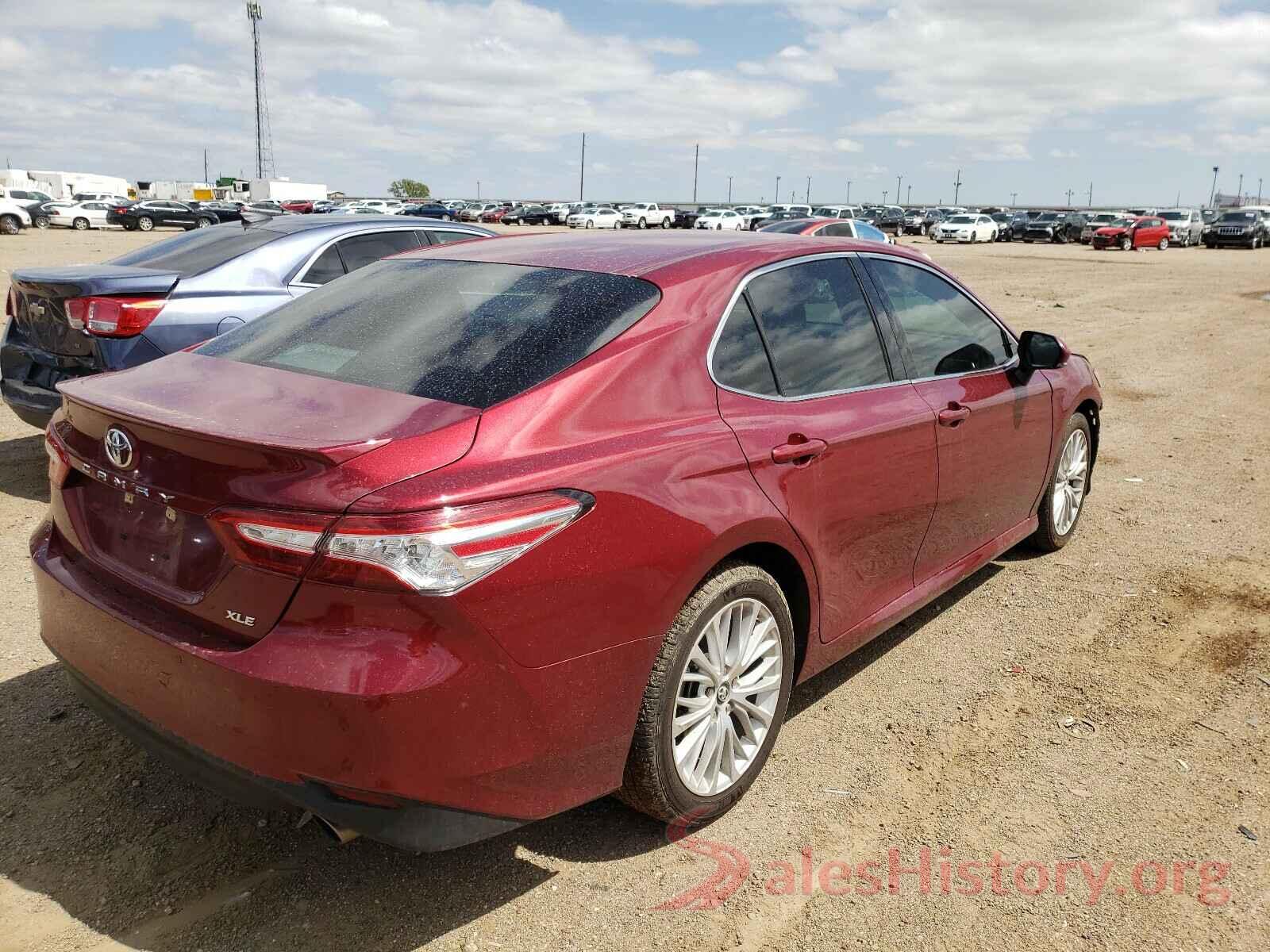 4T1B11HK0JU610648 2018 TOYOTA CAMRY