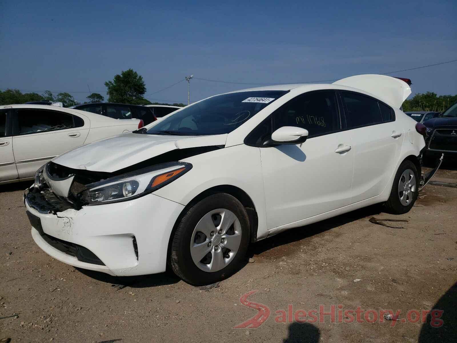 3KPFK4A7XHE052570 2017 KIA FORTE