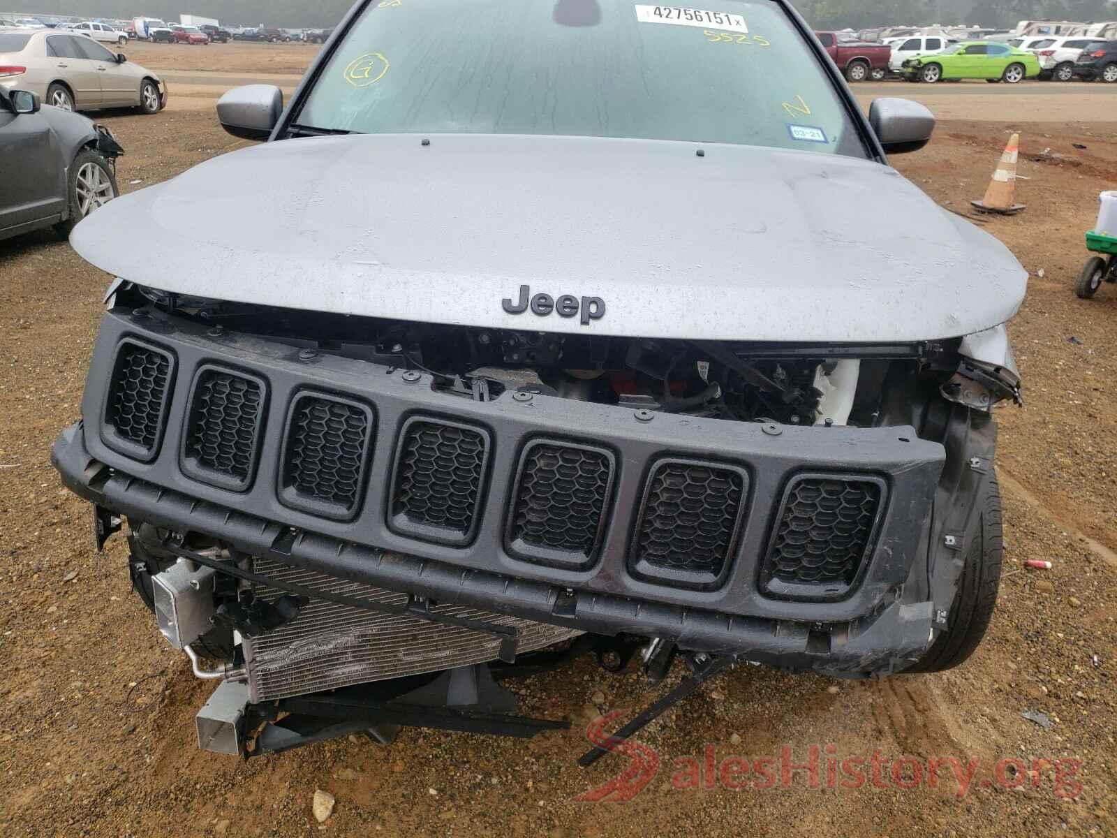 3C4NJCBB3KT715525 2019 JEEP COMPASS