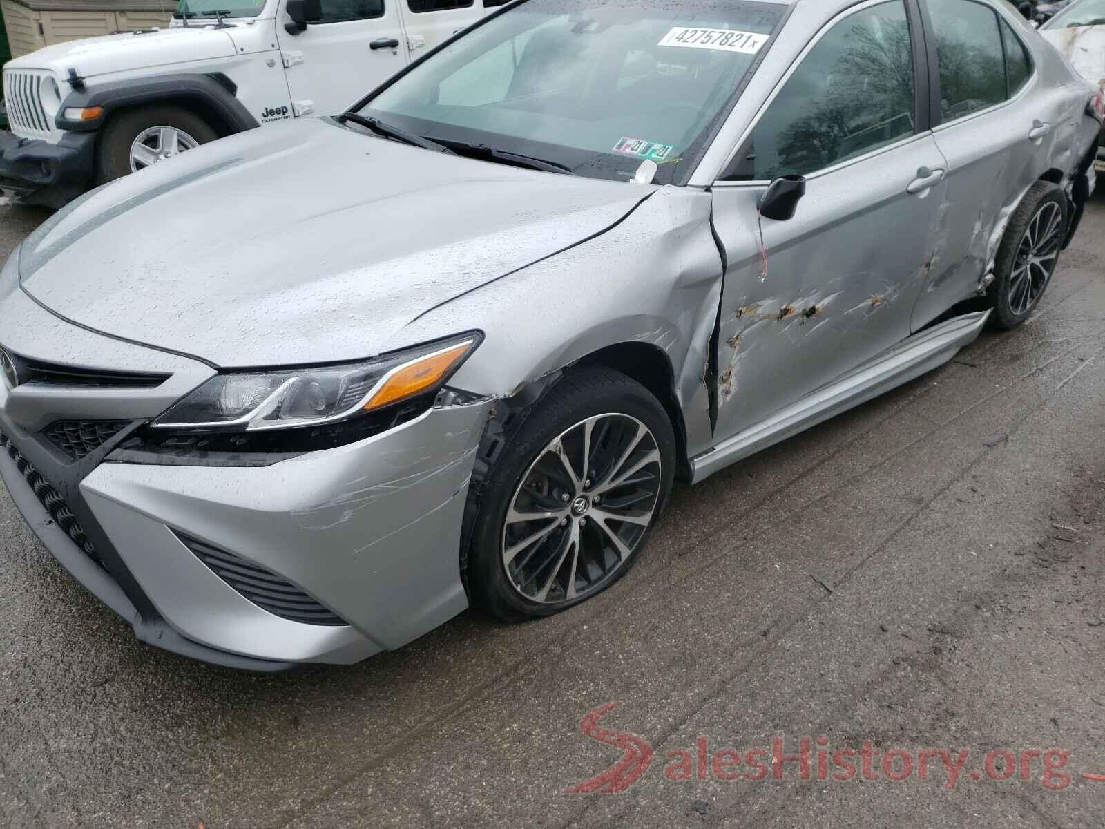 4T1B11HKXJU545386 2018 TOYOTA CAMRY