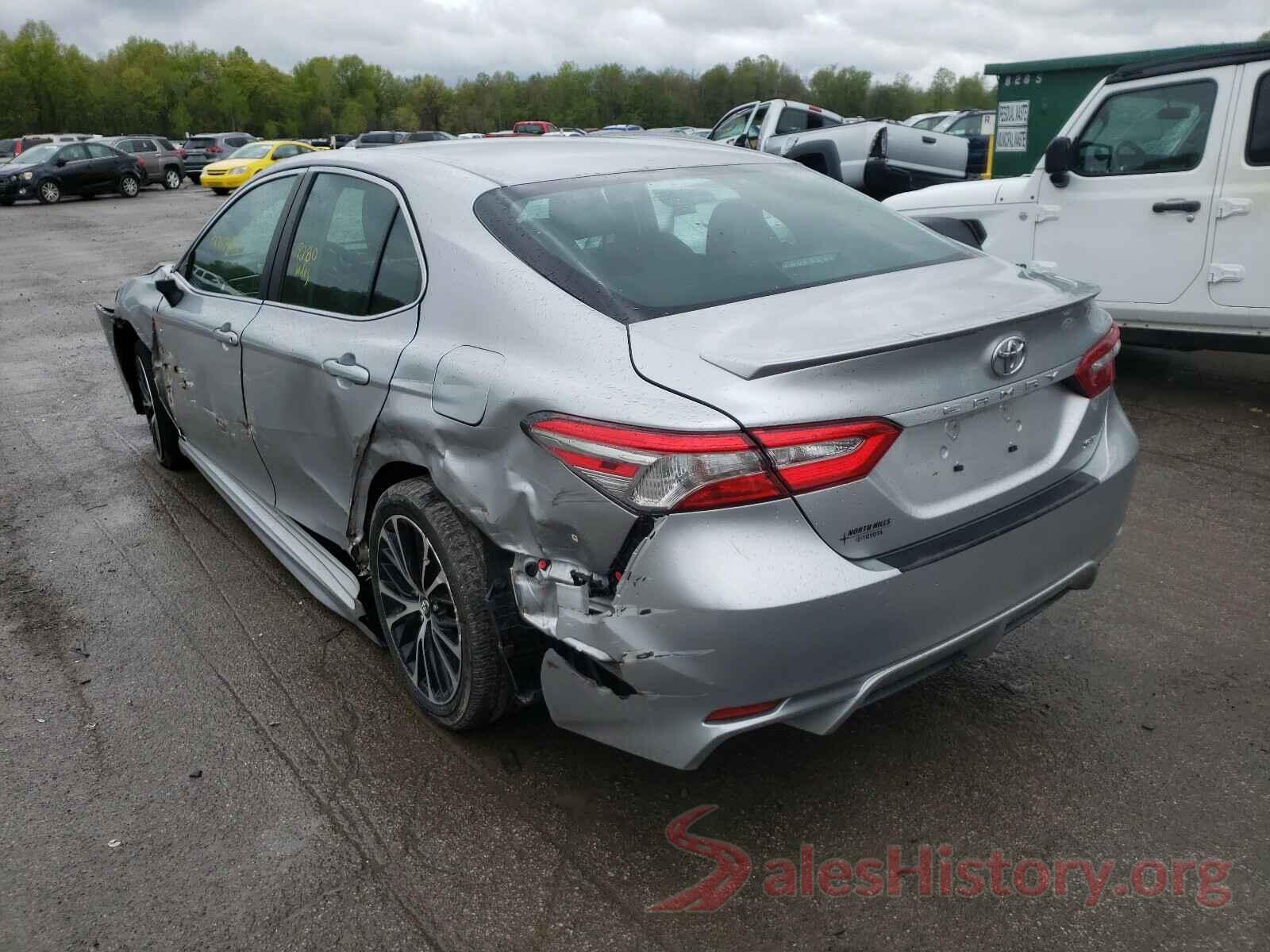 4T1B11HKXJU545386 2018 TOYOTA CAMRY