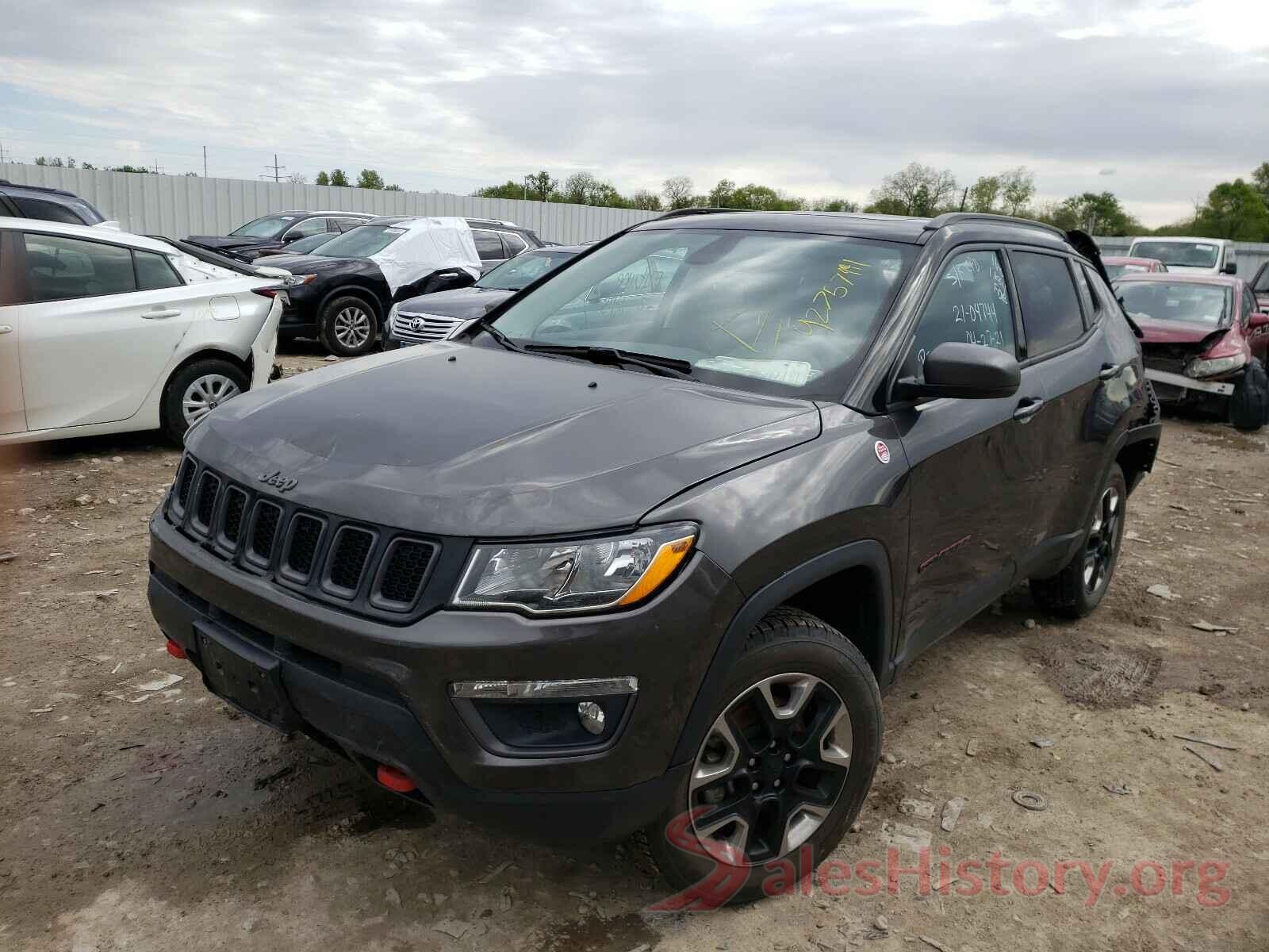 3C4NJDDB4JT206979 2018 JEEP COMPASS