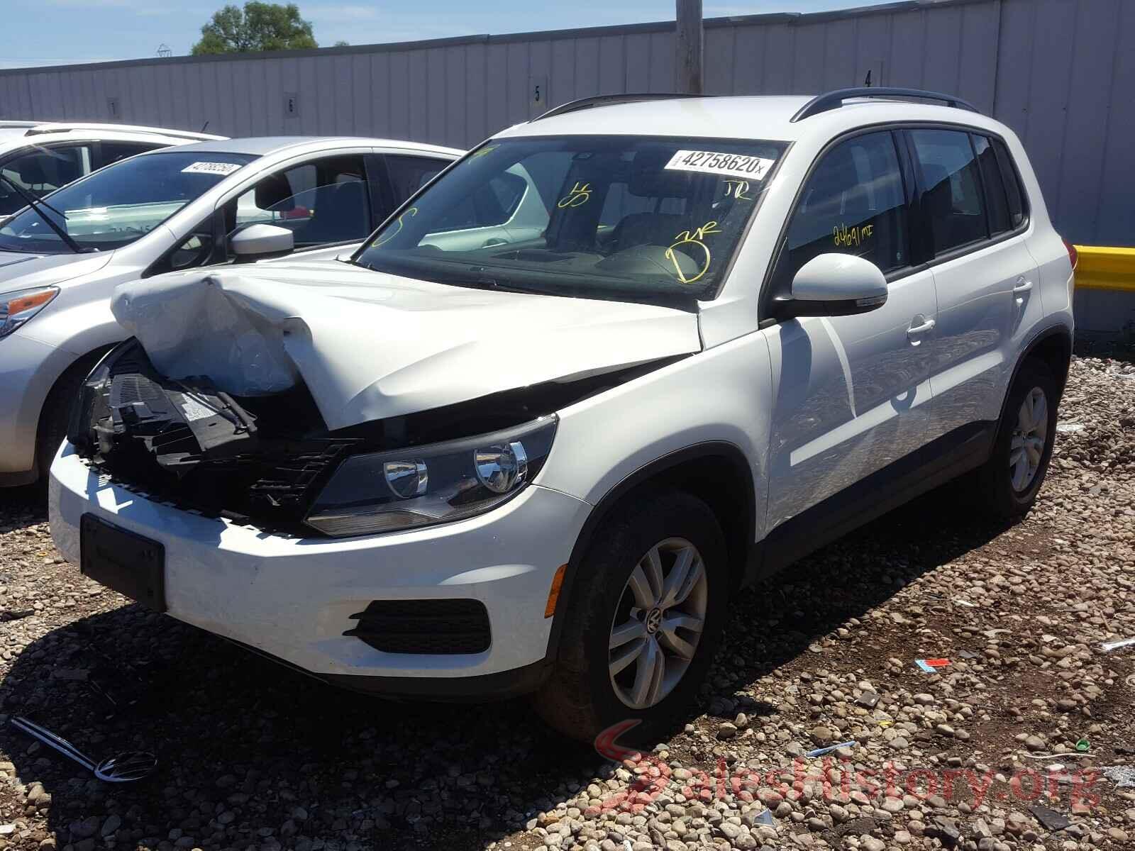 WVGBV7AX3HK003811 2017 VOLKSWAGEN TIGUAN