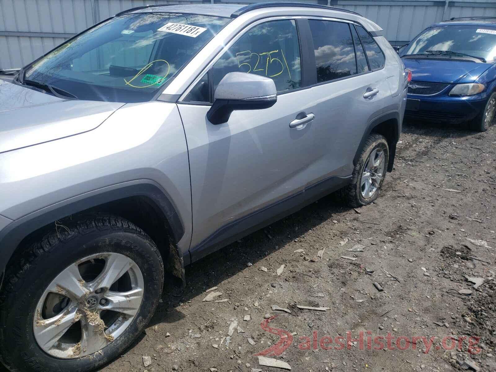 2T3P1RFV2KW021899 2019 TOYOTA RAV4