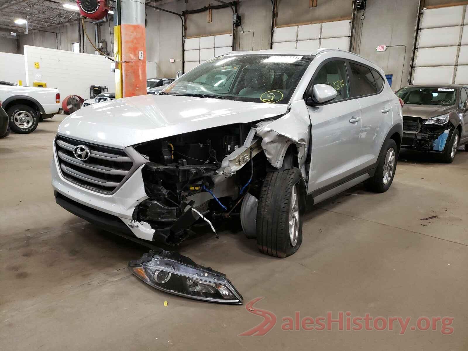 KM8J3CA45HU312037 2017 HYUNDAI TUCSON