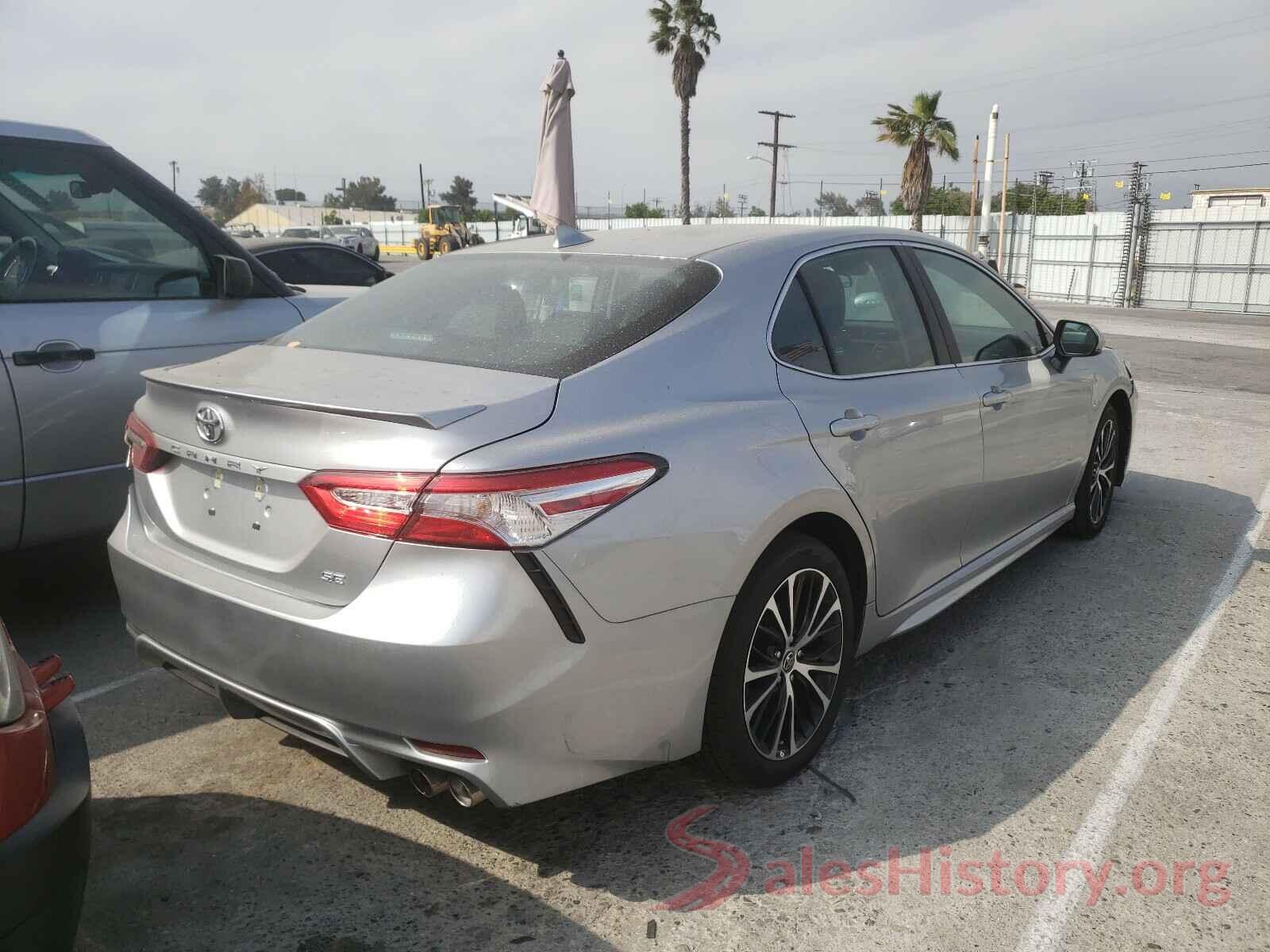 4T1G11AK0LU981070 2020 TOYOTA CAMRY