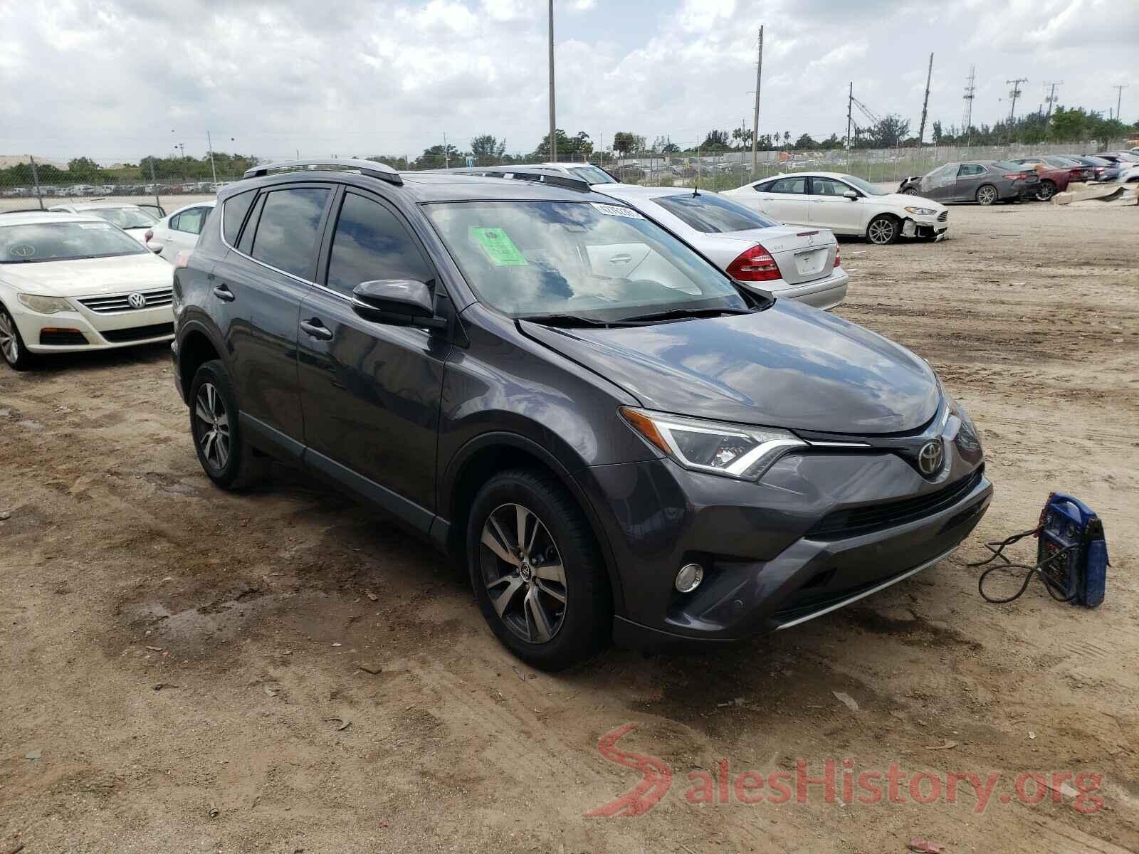 JTMWFREV0JJ743495 2018 TOYOTA RAV4