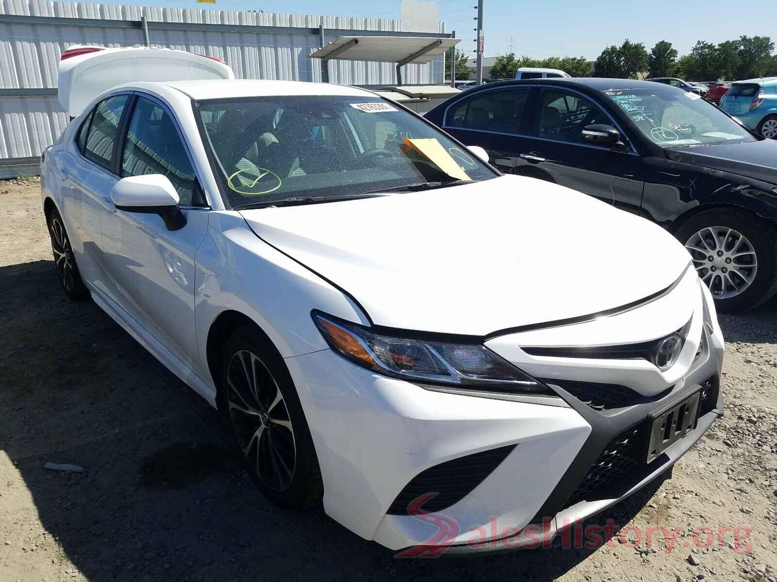 4T1B11HK5KU209873 2019 TOYOTA CAMRY