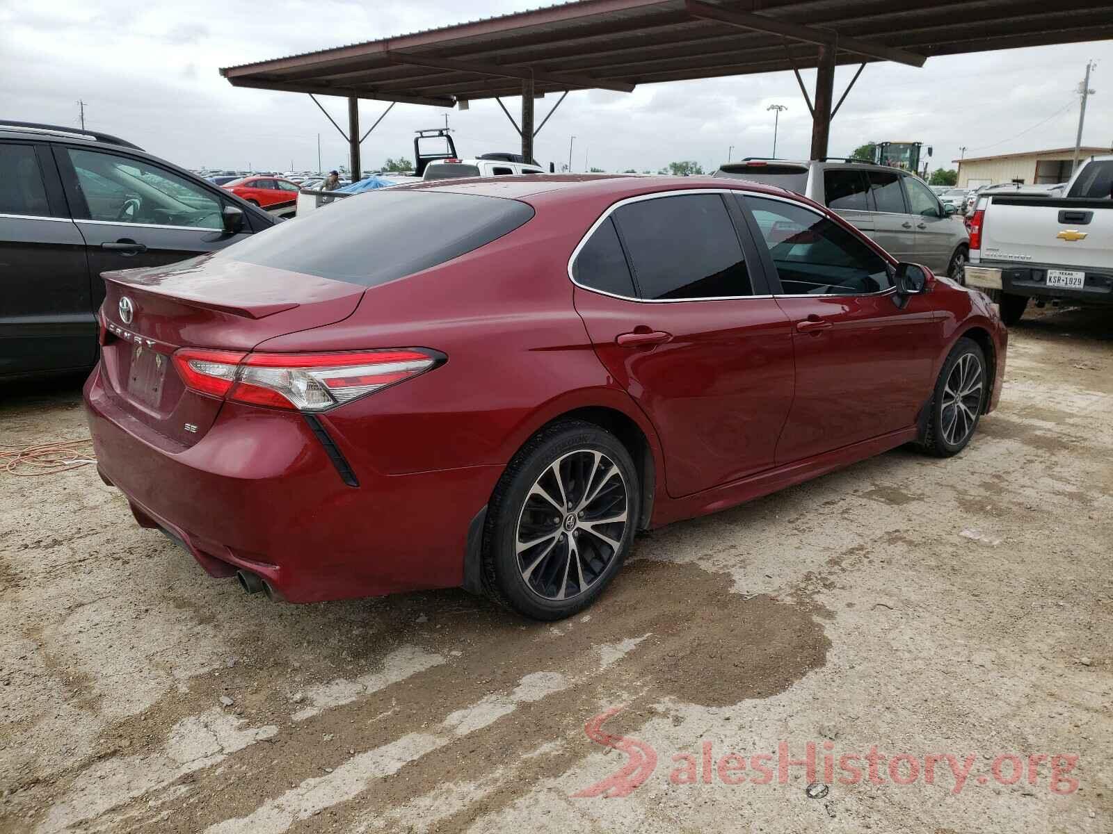 4T1B11HK1JU556826 2018 TOYOTA CAMRY