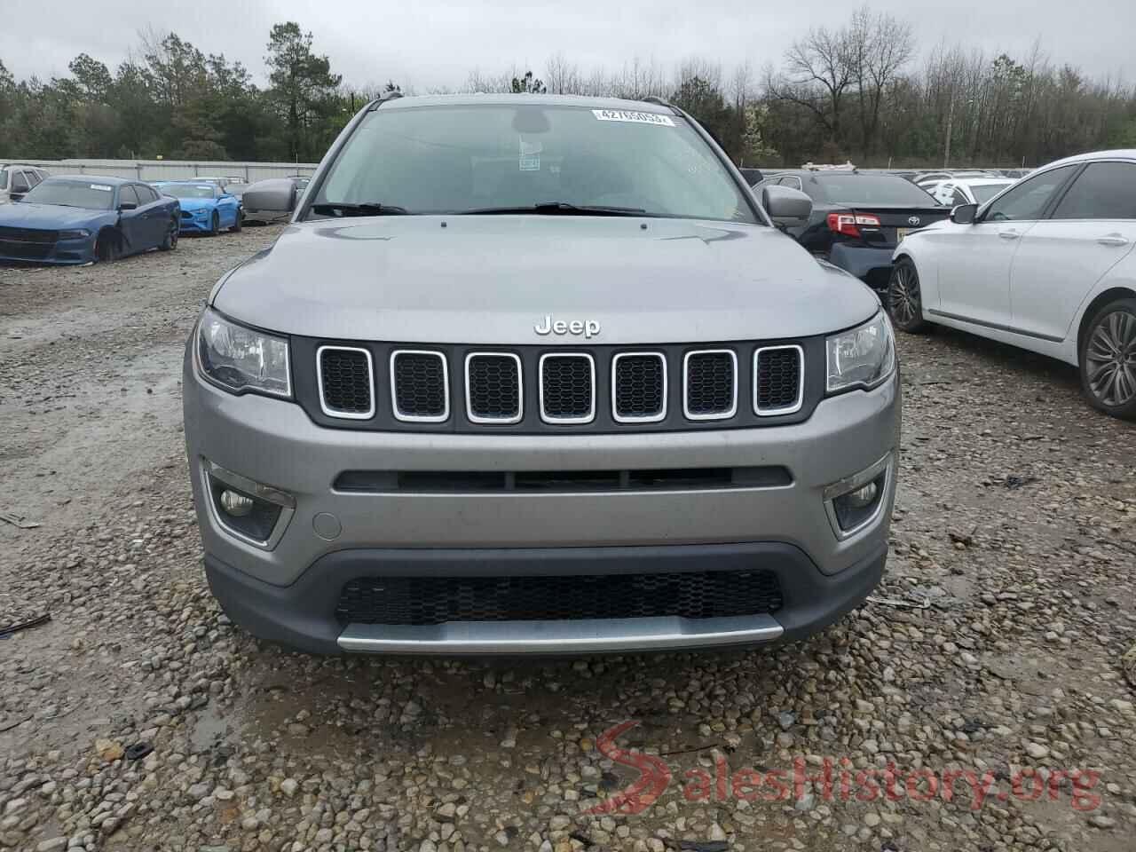 3C4NJCCB0KT659977 2019 JEEP COMPASS