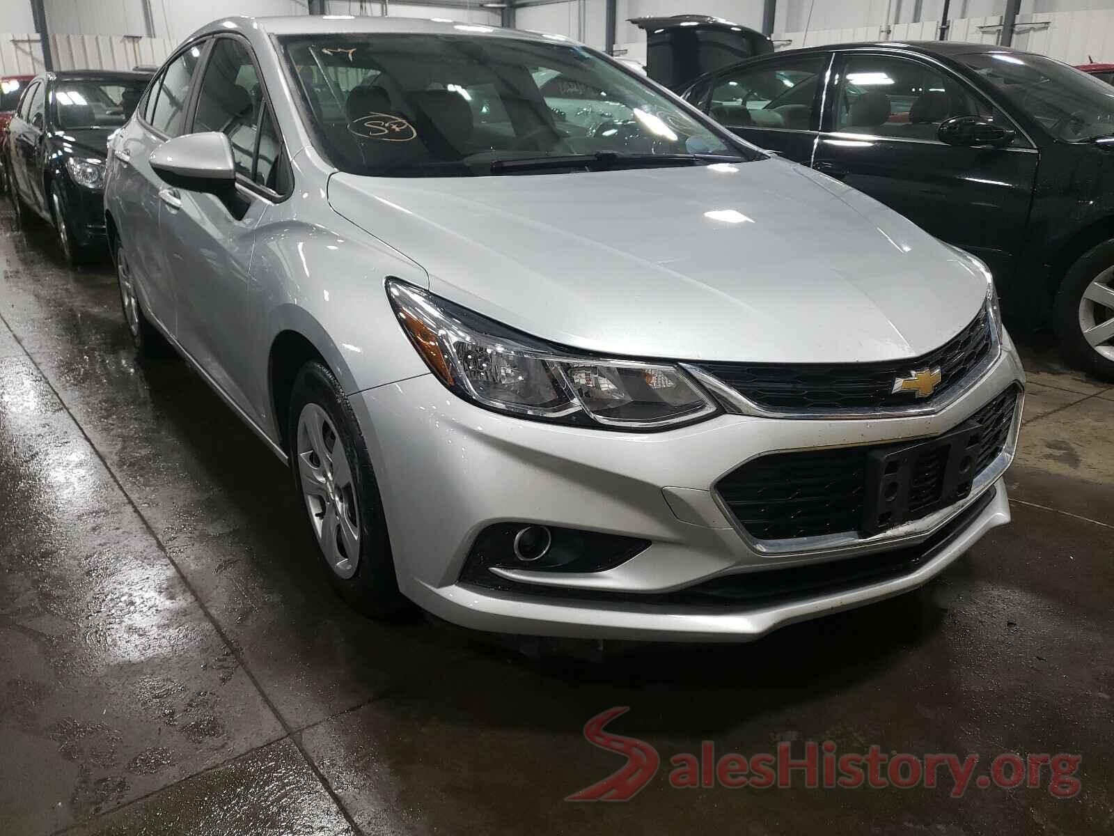 1G1BC5SM9J7133676 2018 CHEVROLET CRUZE