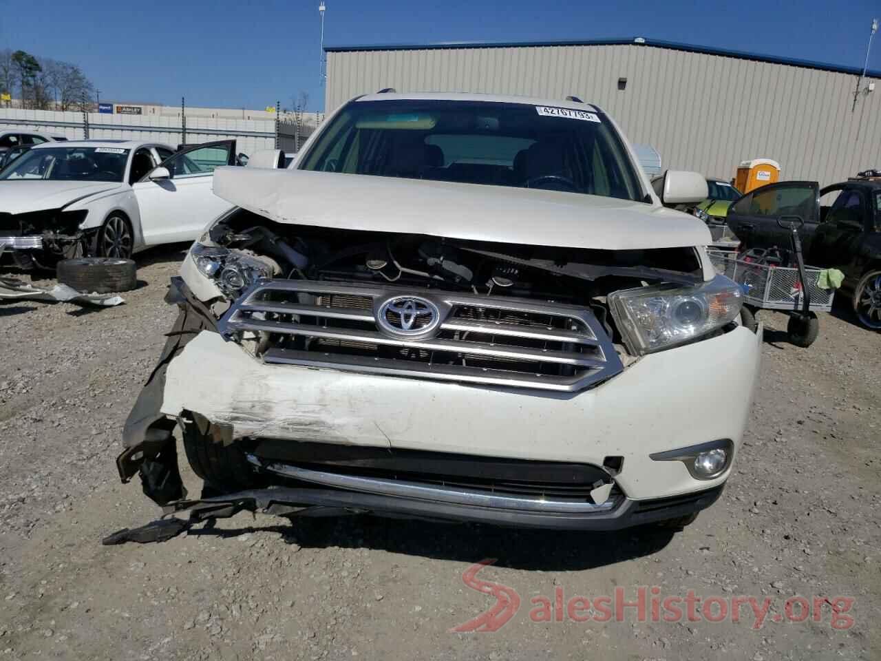 5TDDK3EH8DS197627 2013 TOYOTA HIGHLANDER