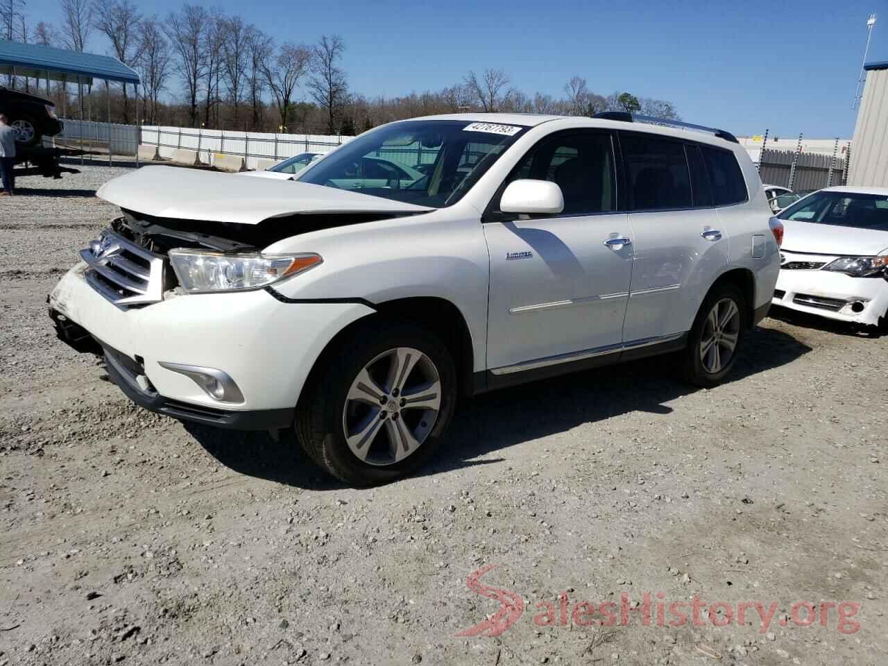 5TDDK3EH8DS197627 2013 TOYOTA HIGHLANDER