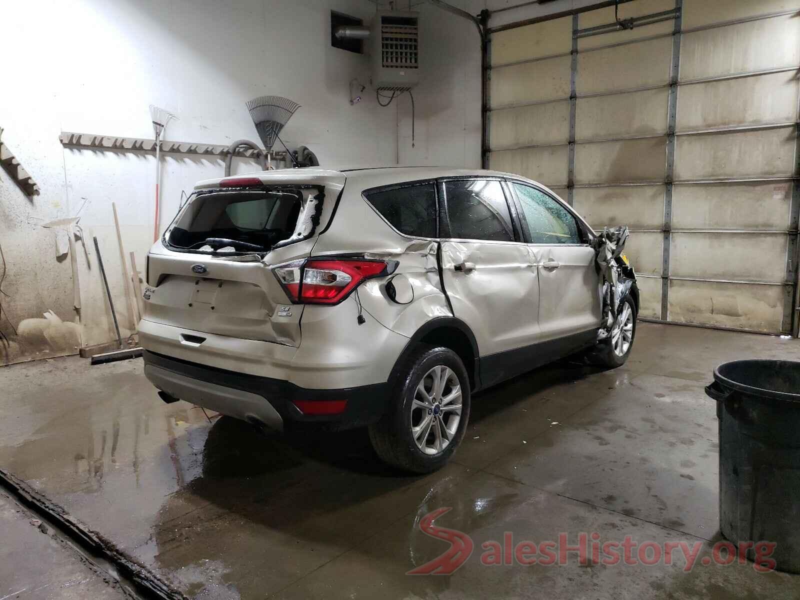 1FMCU9G90HUA39861 2017 FORD ESCAPE