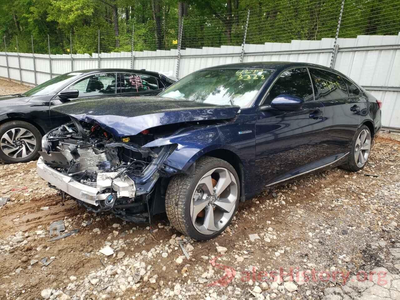 1HGCV3F48KA010526 2019 HONDA ACCORD