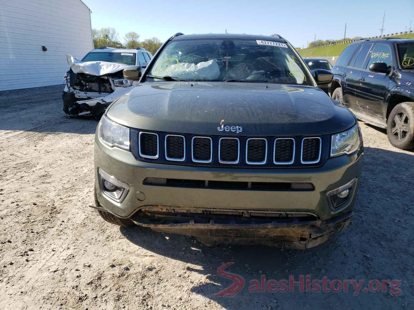 3C4NJDBB0JT256894 2018 JEEP COMPASS