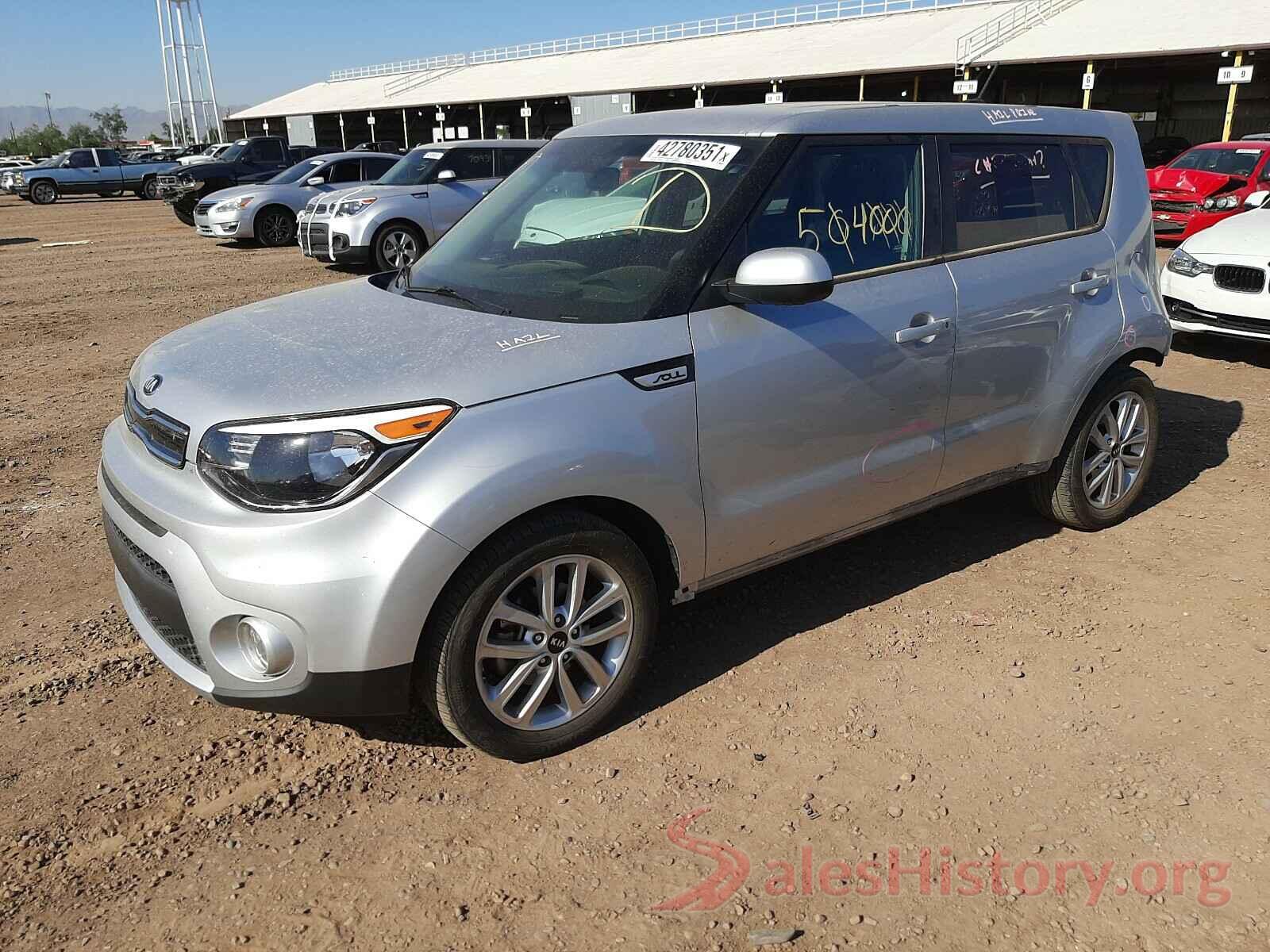 KNDJP3A51J7534256 2018 KIA SOUL