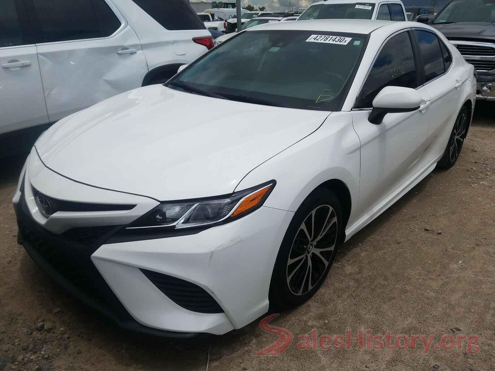 4T1B11HK1KU694450 2019 TOYOTA CAMRY