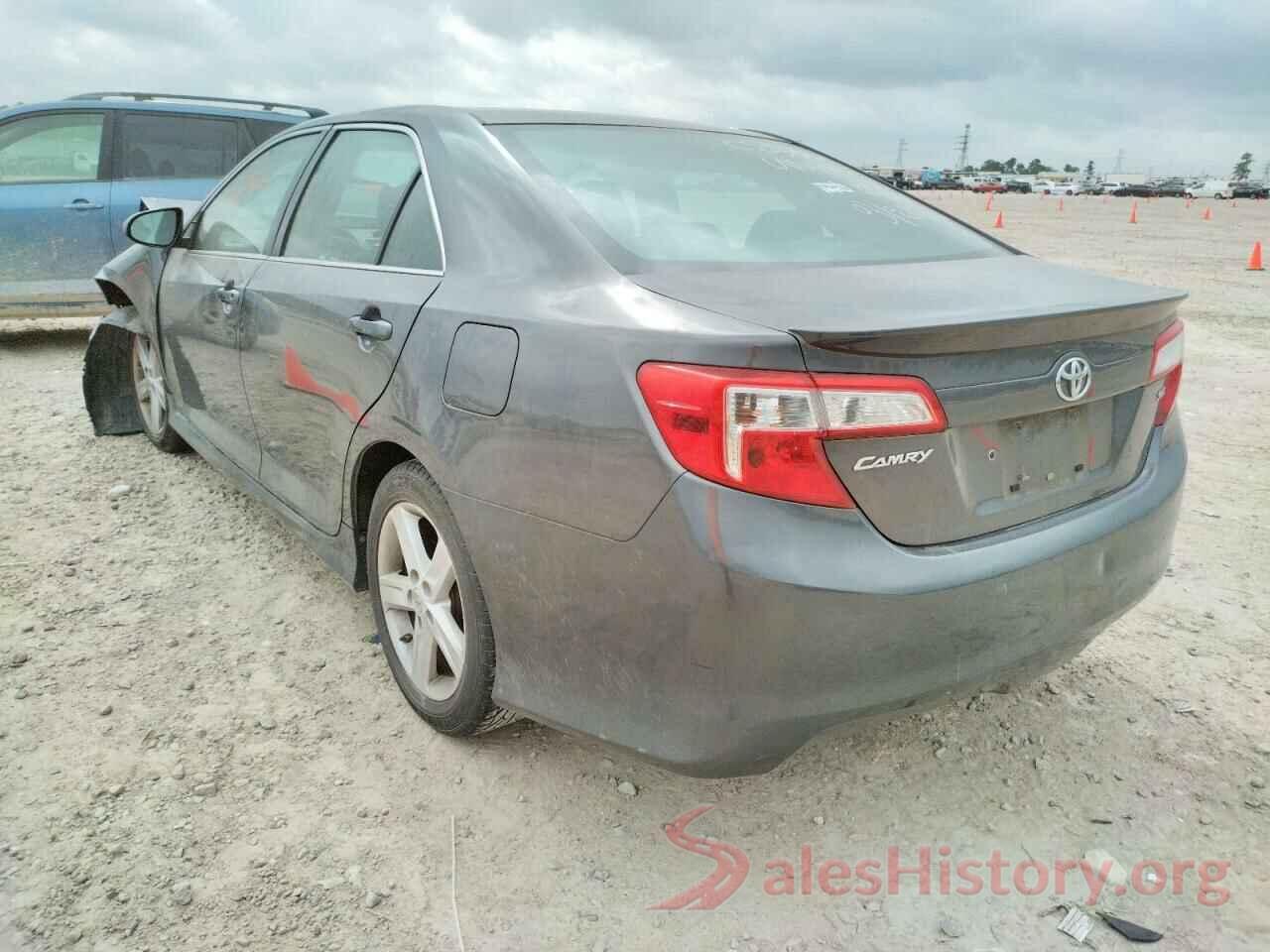 4T1BF1FK2DU231045 2013 TOYOTA CAMRY