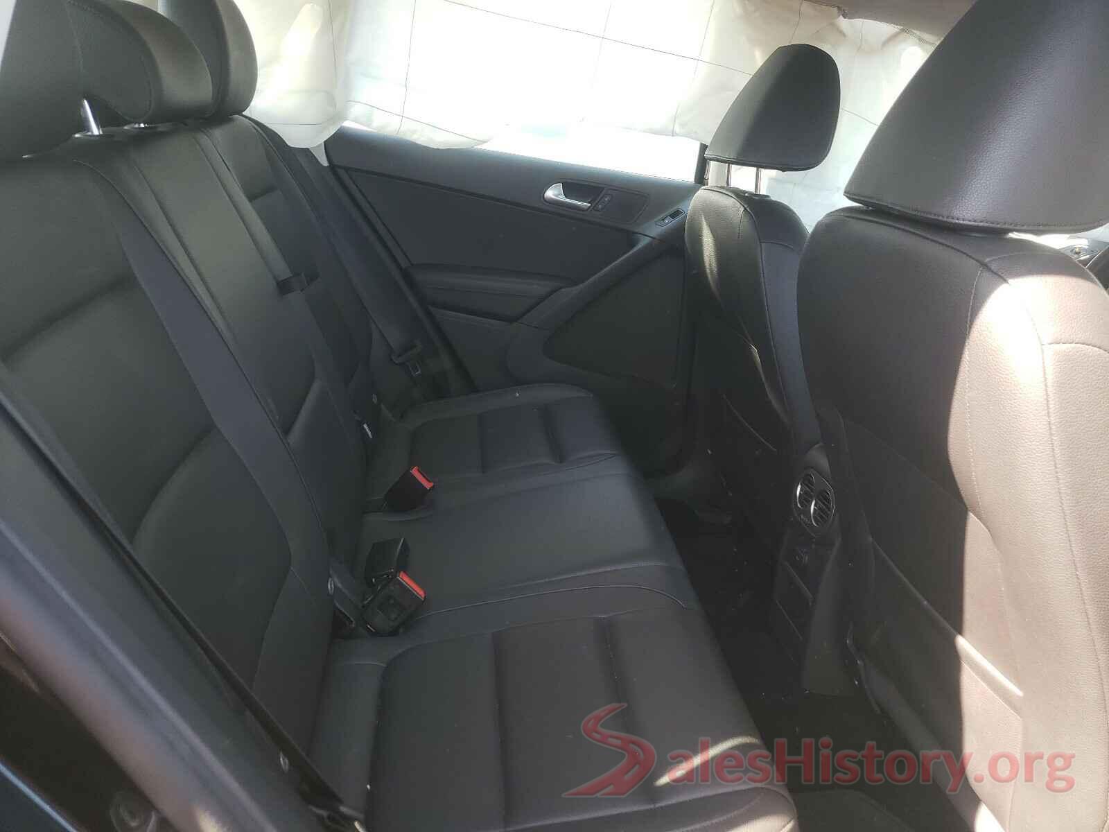 WVGAV7AX0HK039287 2017 VOLKSWAGEN TIGUAN