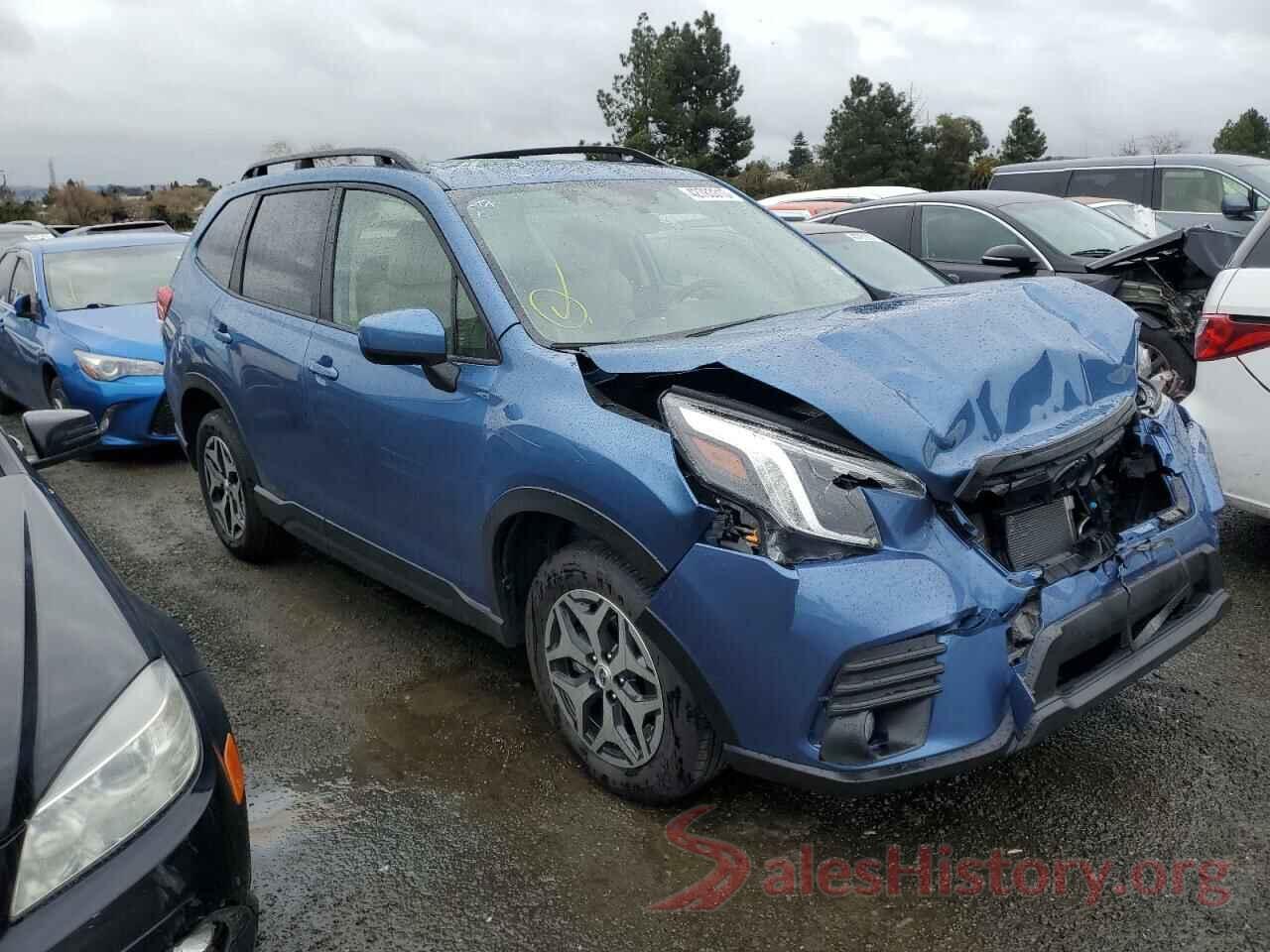 JF2SKAEC8NH402662 2022 SUBARU FORESTER