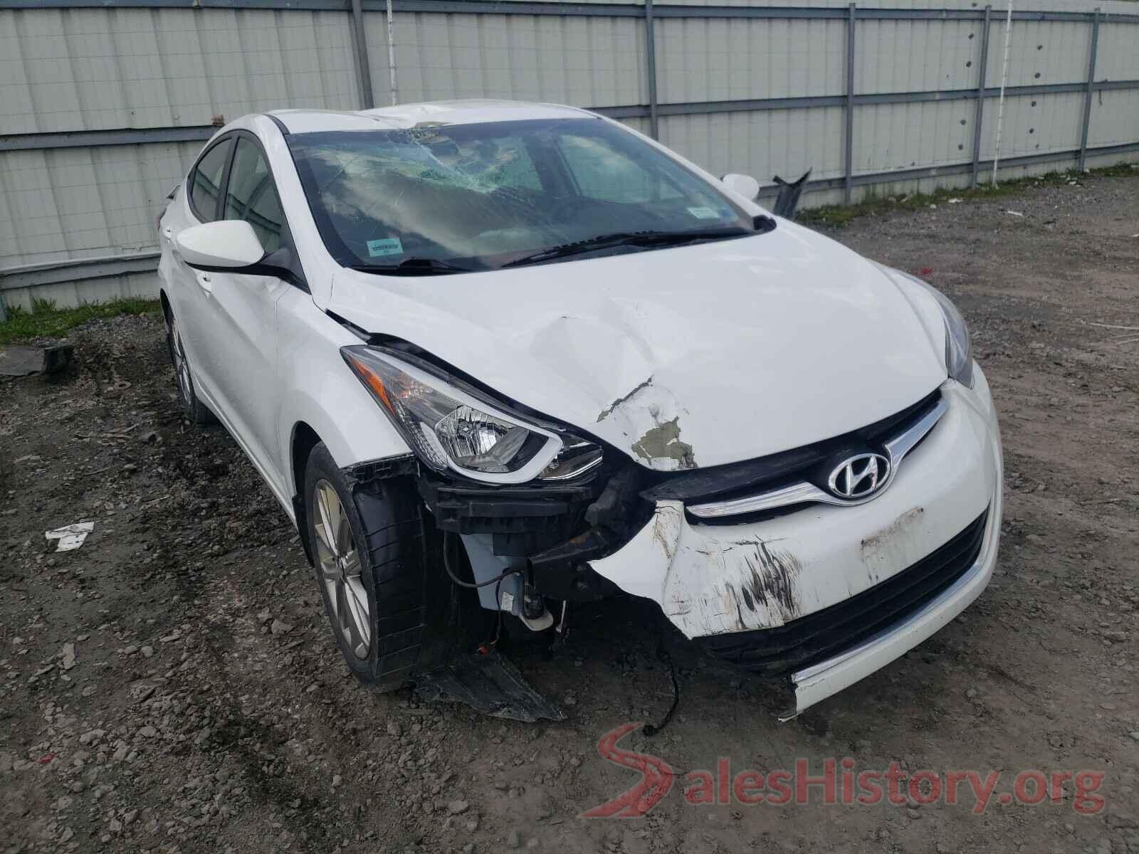 5NPDH4AE9GH679775 2016 HYUNDAI ELANTRA