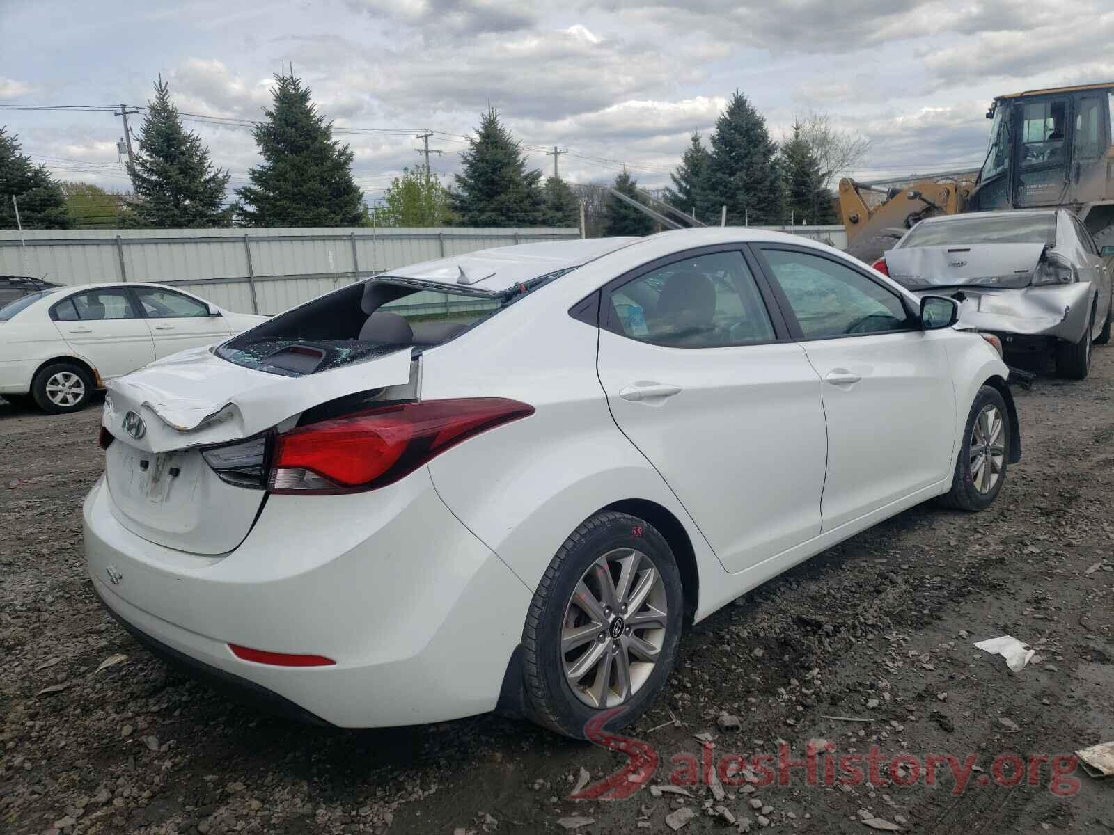 5NPDH4AE9GH679775 2016 HYUNDAI ELANTRA