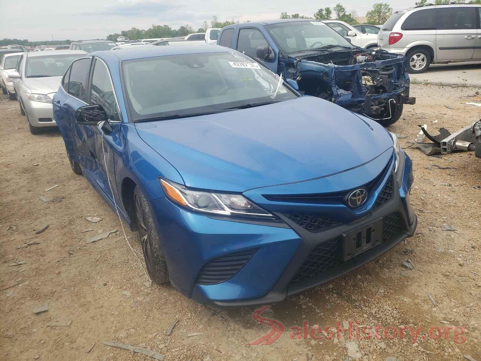 4T1B11HK8KU175766 2019 TOYOTA CAMRY