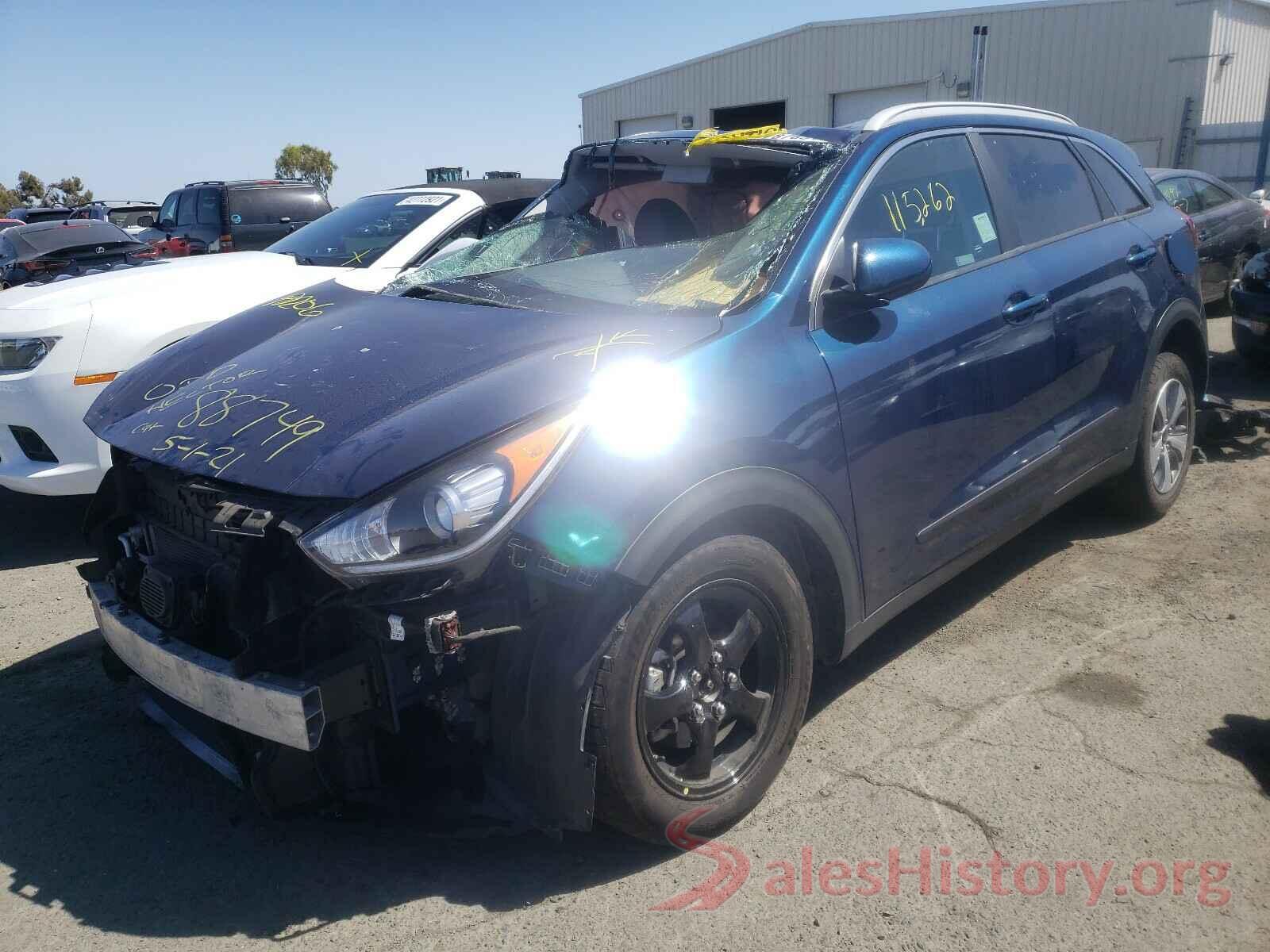 KNDCB3LC2K5252059 2019 KIA NIRO